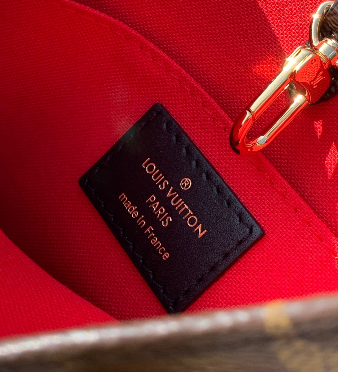 🌼m46839尺寸：18×15×8.5cm 香港渠道订单，LV on the goBB终于等到了！！之前