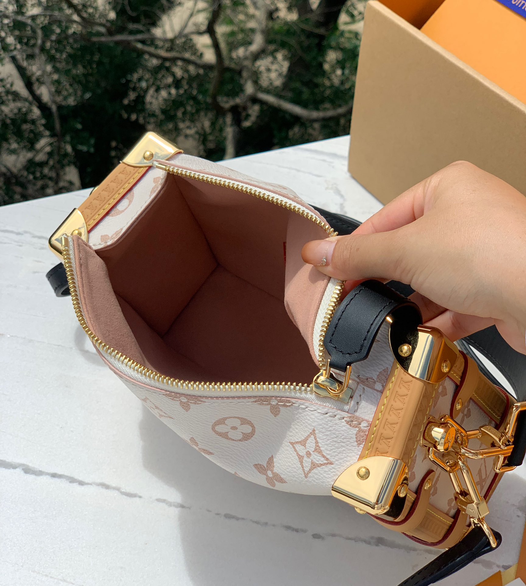 🌼 m46709尺寸21×14×6cm 香港渠道订单！【动态芯片版本】LV24沙丘色谁不爱啊! 刚上市的