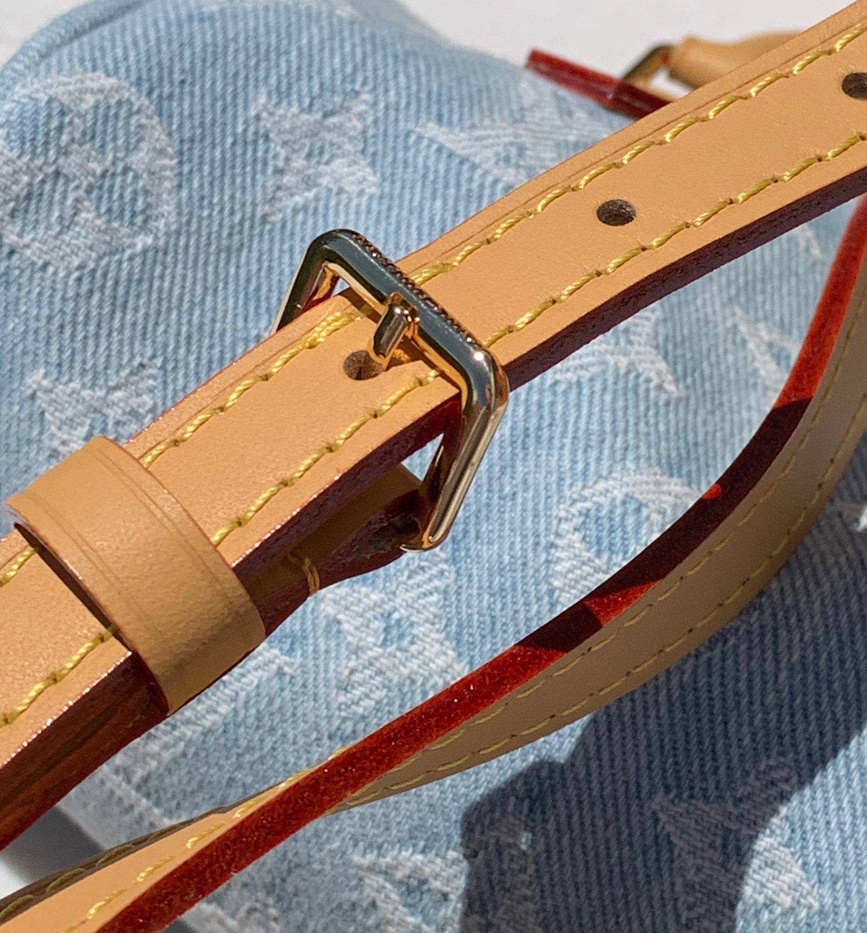 🌼 m11212尺寸：16×10×7.5cm香港渠道订单！24年限量版Nano Speedy牛仔枕头包，