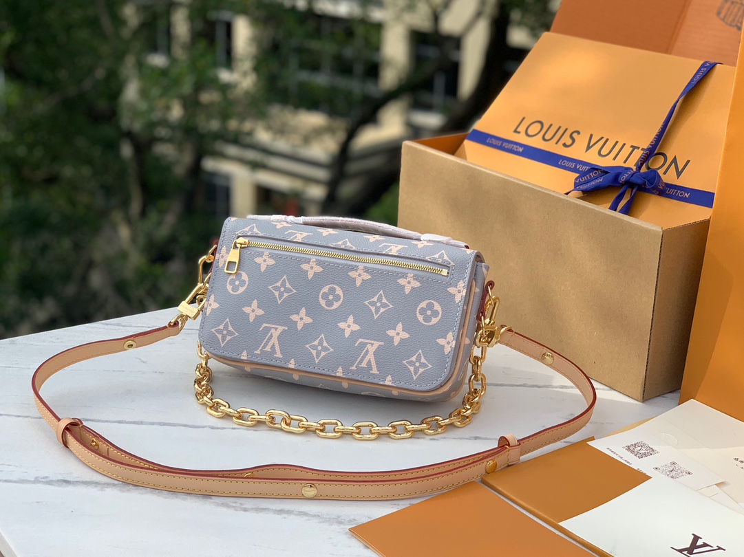 🌼m12429尺寸21.5×13.5×6cm【变码芯片】LV2024秋冬的新品手袋一Metis East