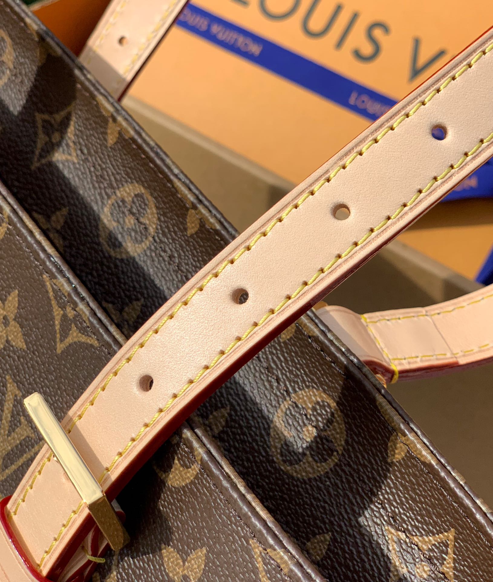 🌼m12095尺寸：25x27x11.5cm【变码芯片】香港渠道出货！2024新款LV PIANO中古托