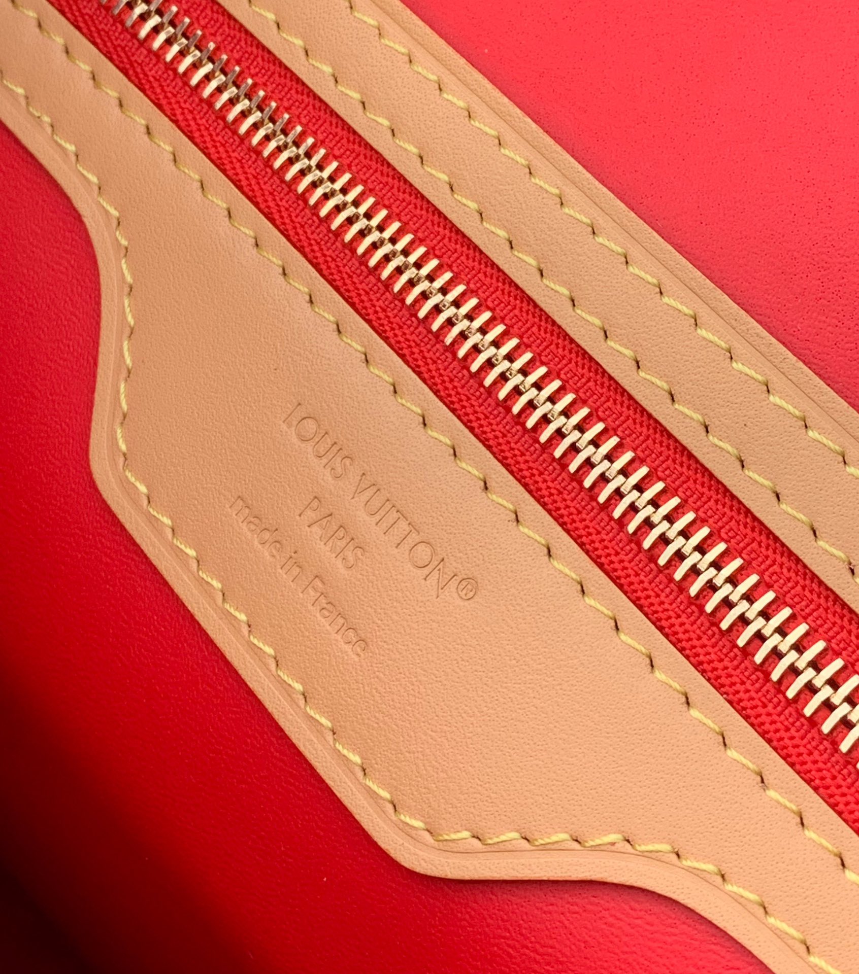 🌼 m11945尺寸：30×21×17cm全网首发新品Lv Speedy Soft30 枕头包！采用特殊