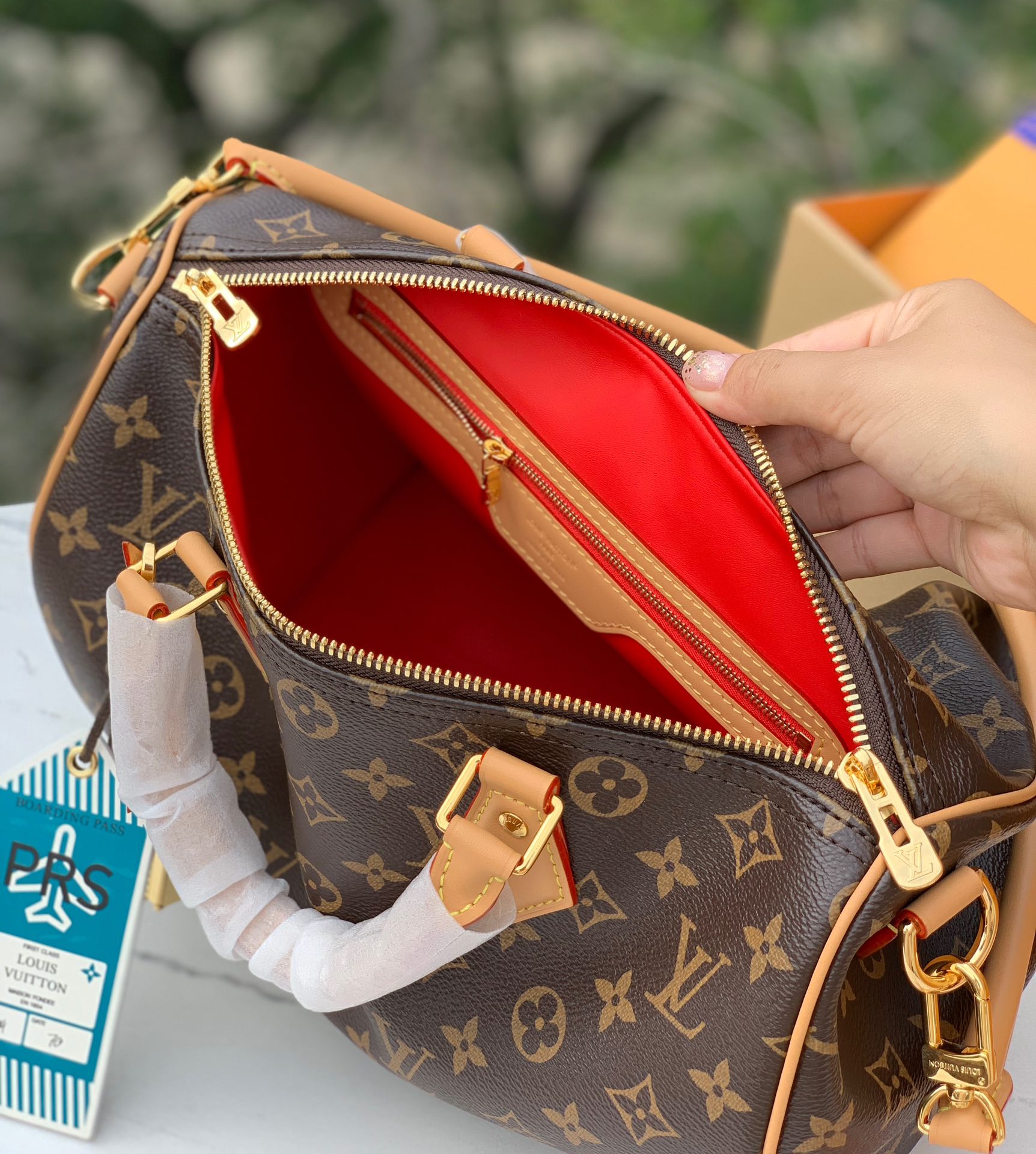 🌼 m11945尺寸：30×21×17cm全网首发新品Lv Speedy Soft30 枕头包！采用特殊