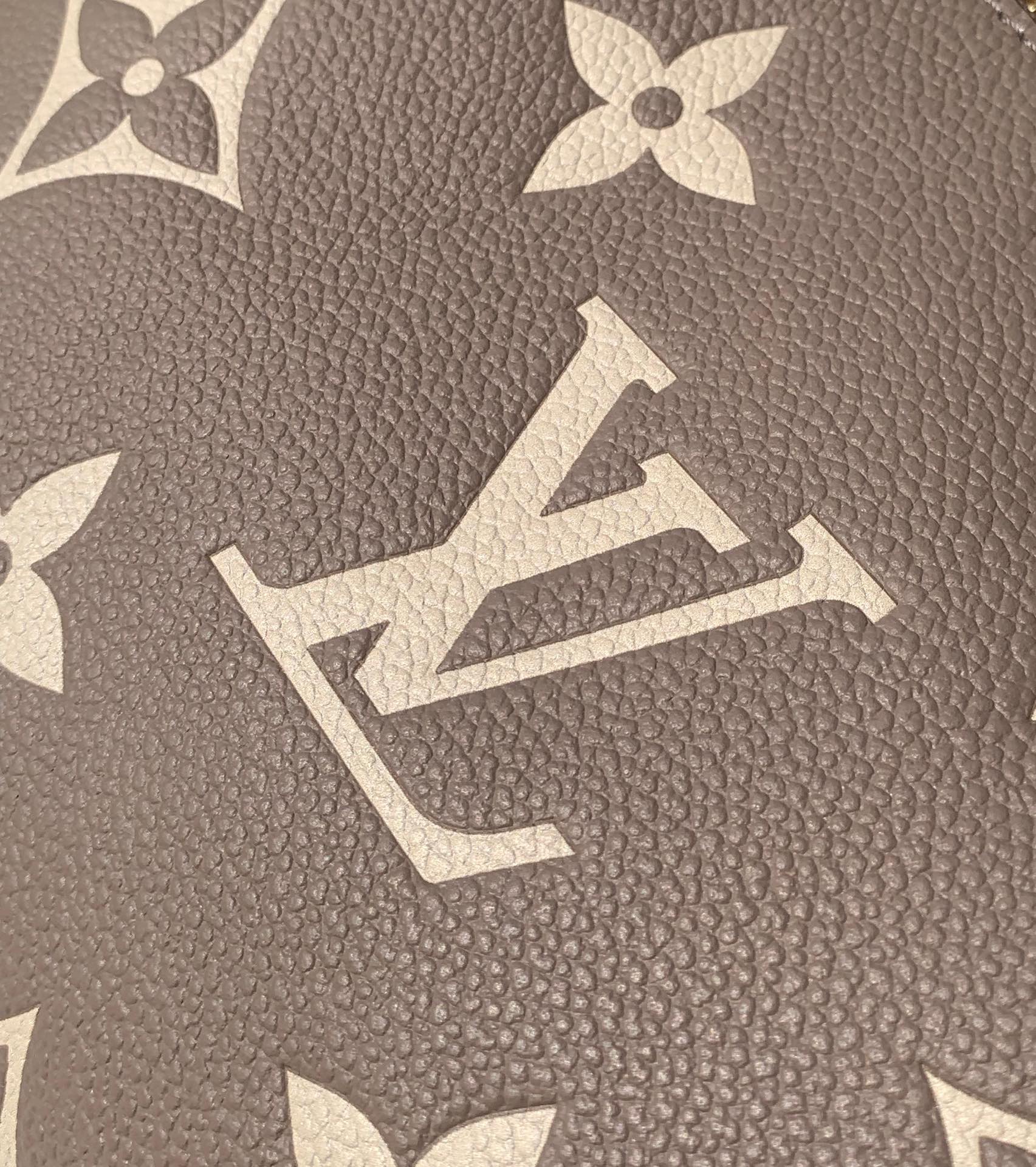 非市场普通货 进口皮料半钢五金 m13224尺寸：29×16×9.5cm11月上新的爆款！LV Boul