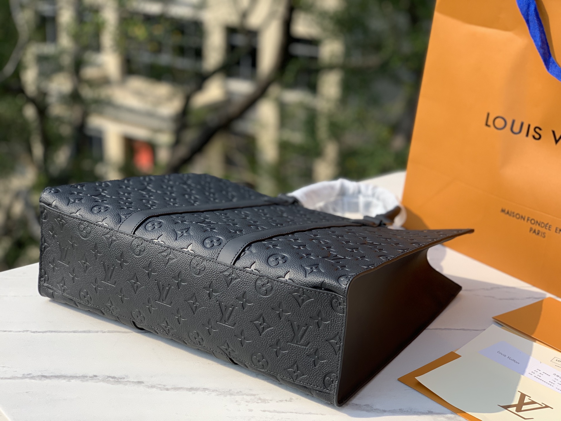 🌼 m24786尺寸：41 x 33 x 14CM香港渠道出，最火爆的LV sac plat 24H 托