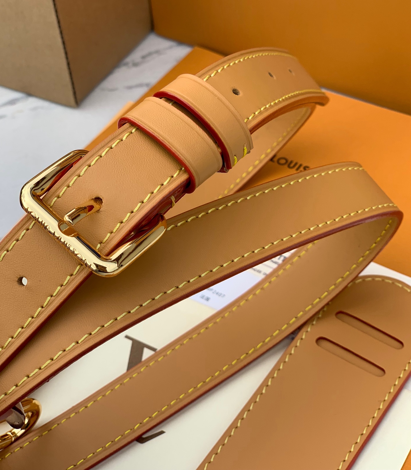 🌼 m14028尺寸:25×15×11cmLv新款Keepall Bandoulière 25枕头包，将