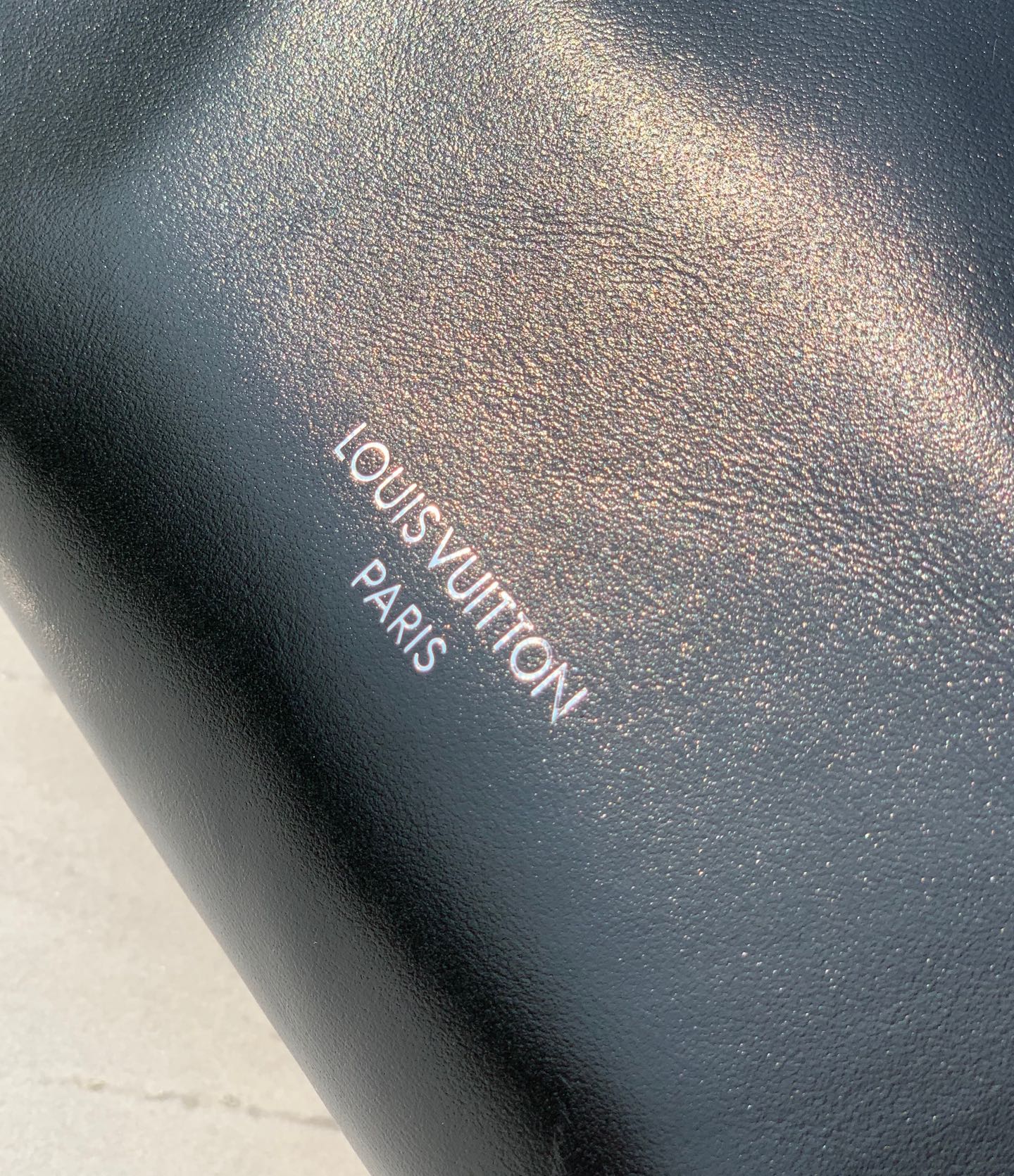 非市场普通货 进口皮料半钢五金 m12934尺寸：17×12×28cm香港渠道出品，LV新款speedy