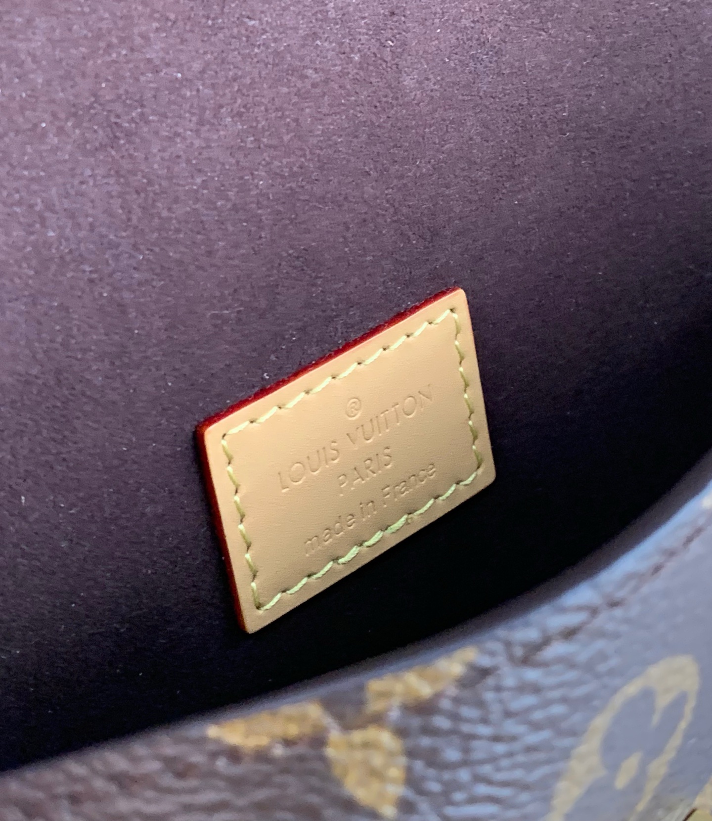 非市场普通货 进口皮料半钢五金 m13566尺寸：11 x 6 x 20.5今夏必入，LV Pochet