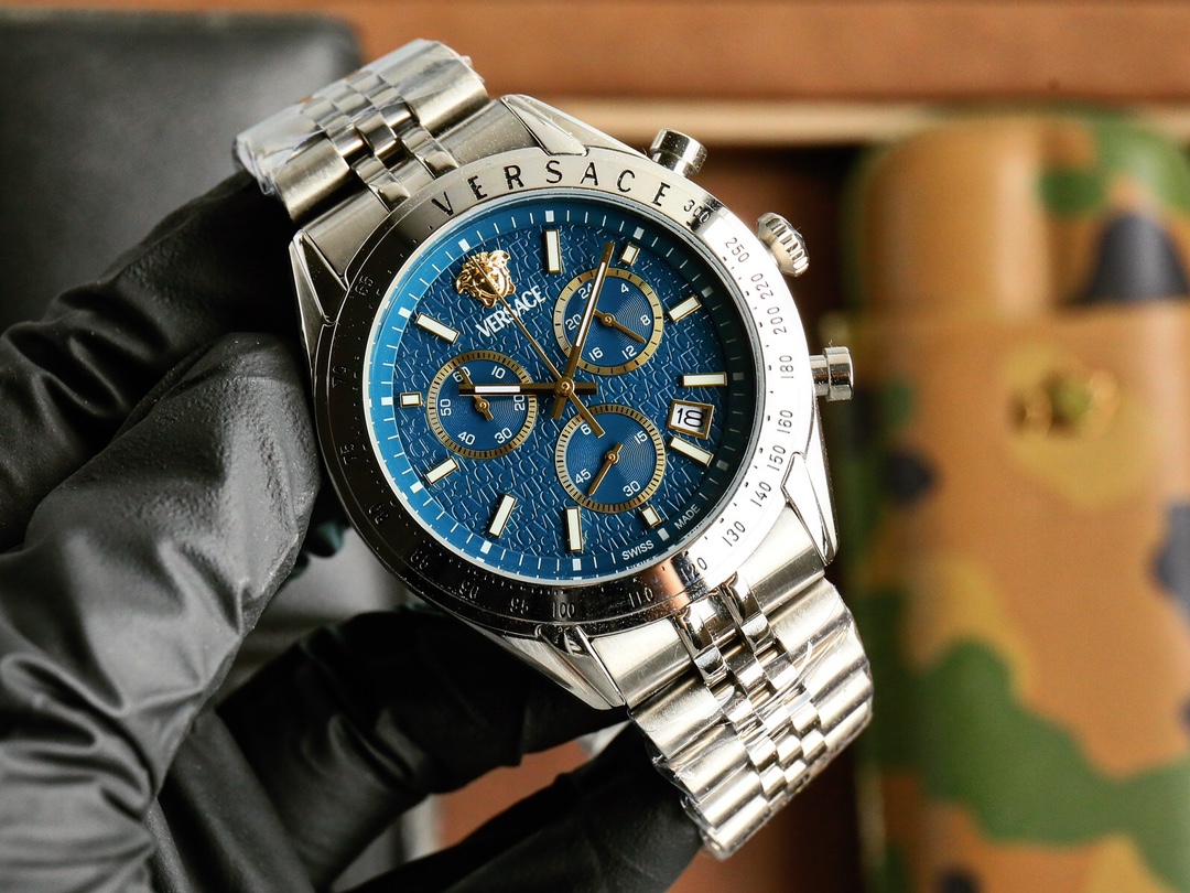 Luxury Versace Men’s Watch: 2024 Collection Unveiled with Intricate Design and Swiss Craftsmanship - 图片 2