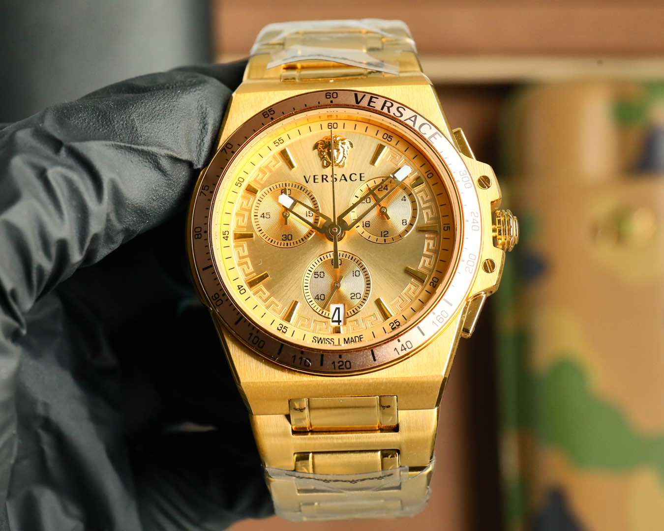 Luxurious VERSACE 2025 Men’s Watch with Greek Design and Medusa Sculptor Face