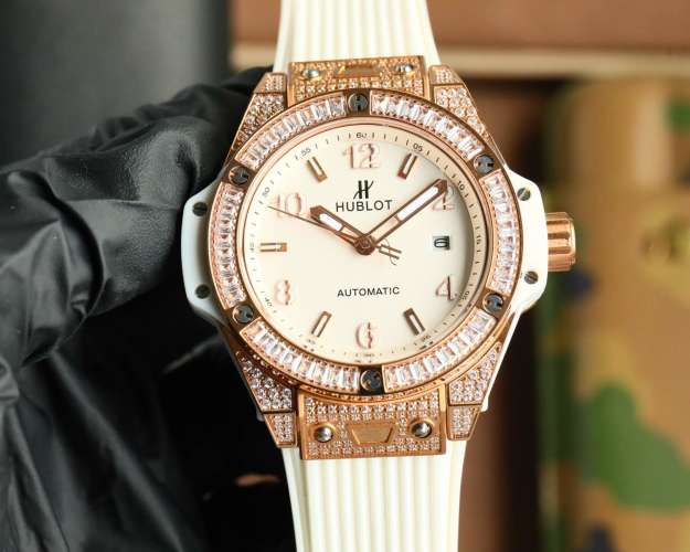 Hublot Big Bang Steel Rainbow Diamond Watch,43mm Automatic Movement 1 Hublot Big Bang Steel Rainbow Diamond Watch,43mm Automatic Movement