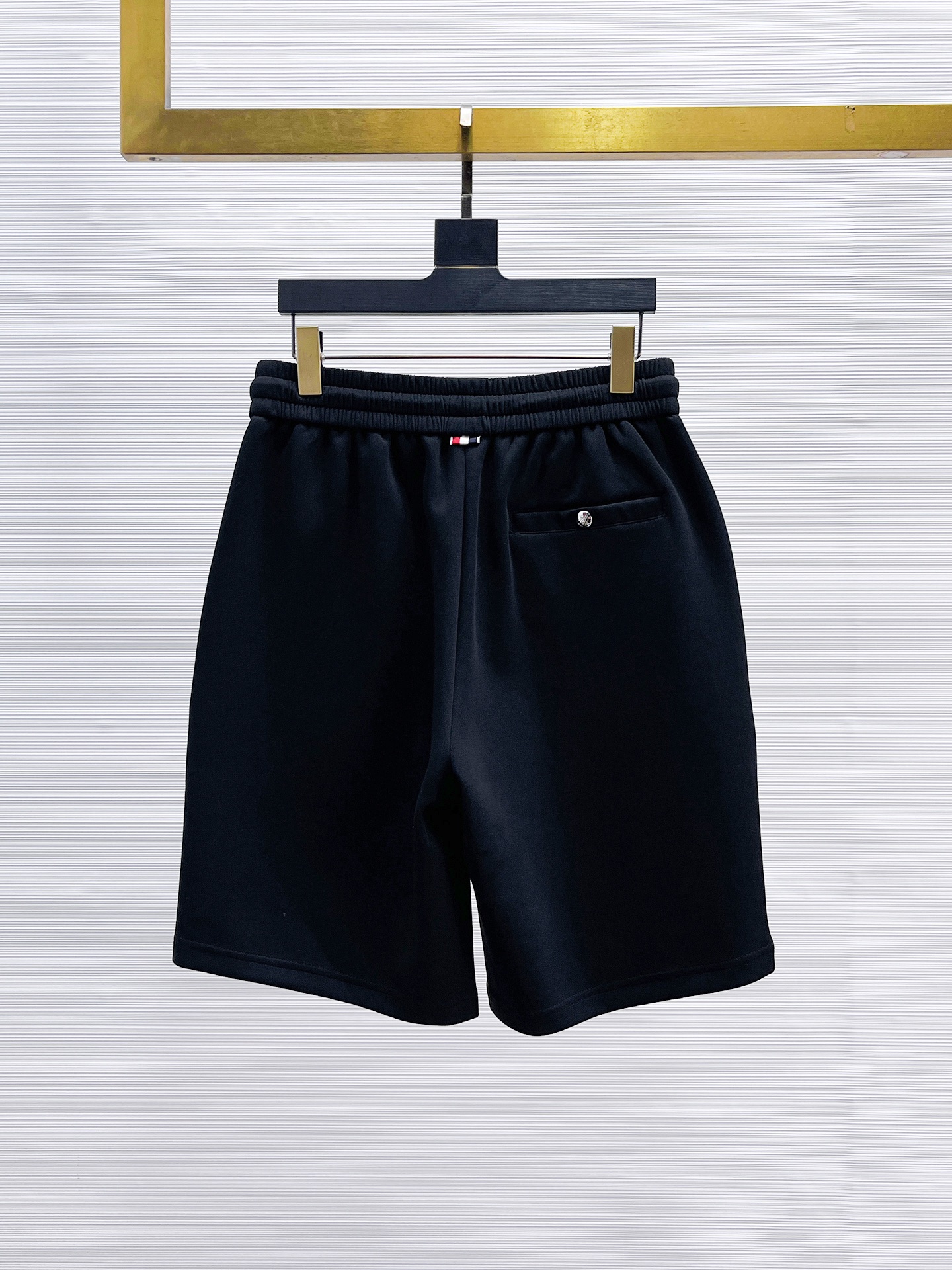   休闲短裤服装 2