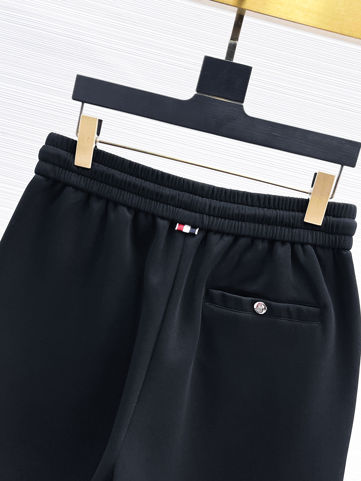   休闲短裤服装 8