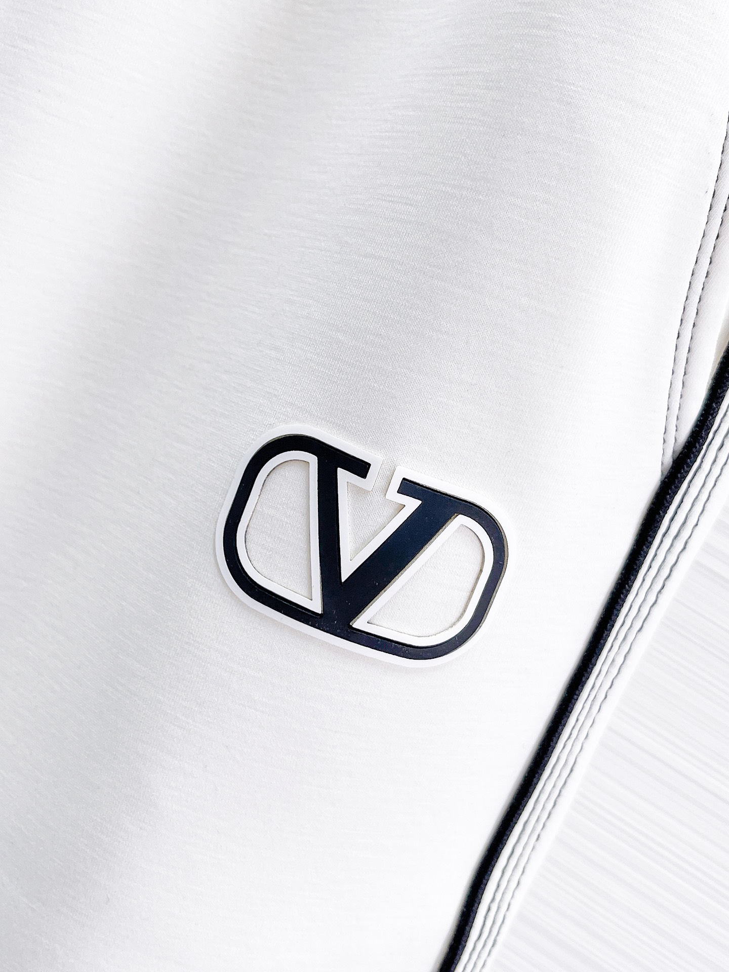 Valentino  休闲短裤服装 5