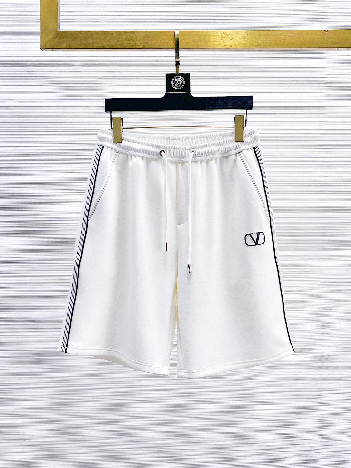 Valentino  休闲短裤服装 1