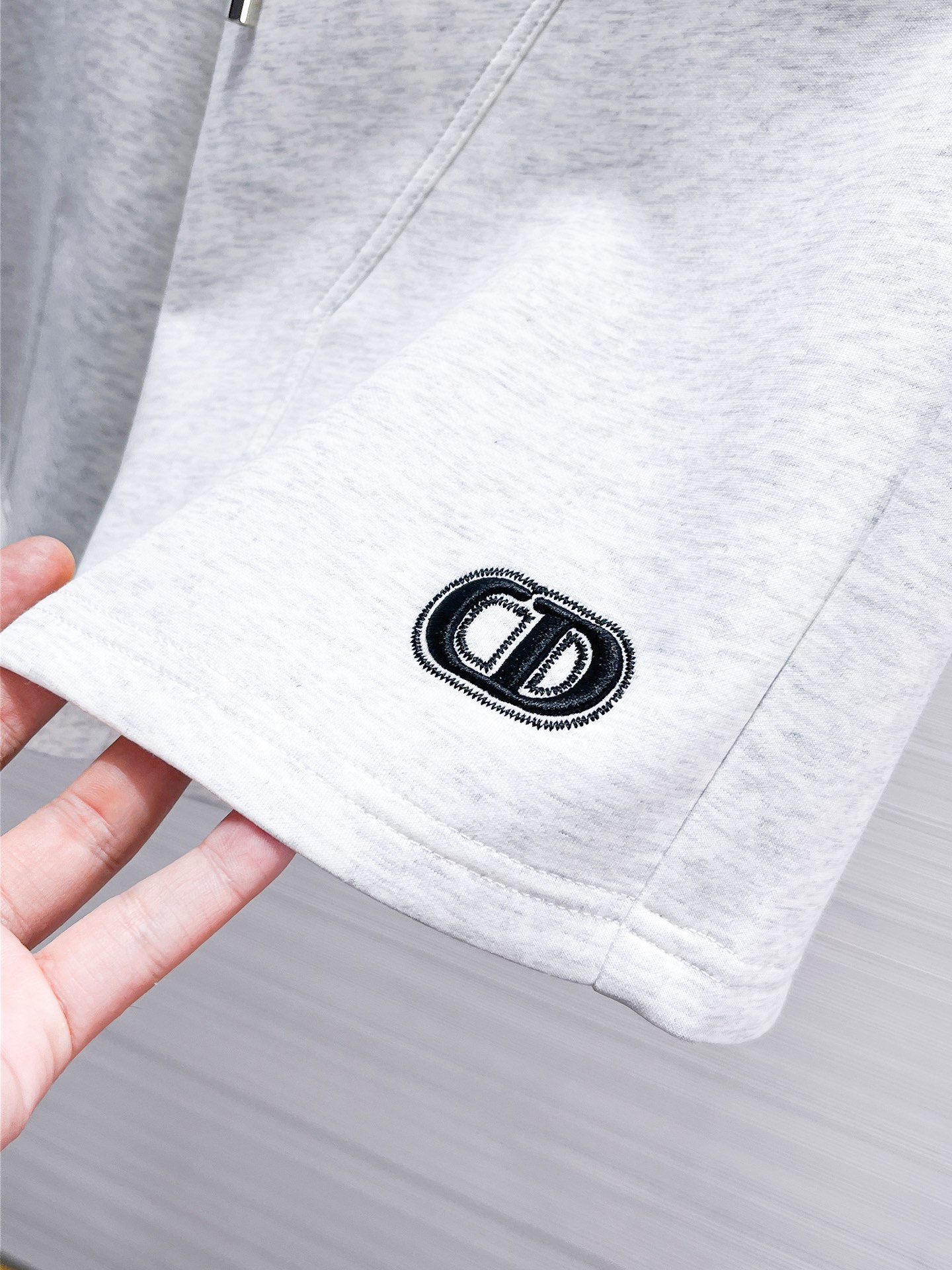 Dior  休闲短裤服装 6