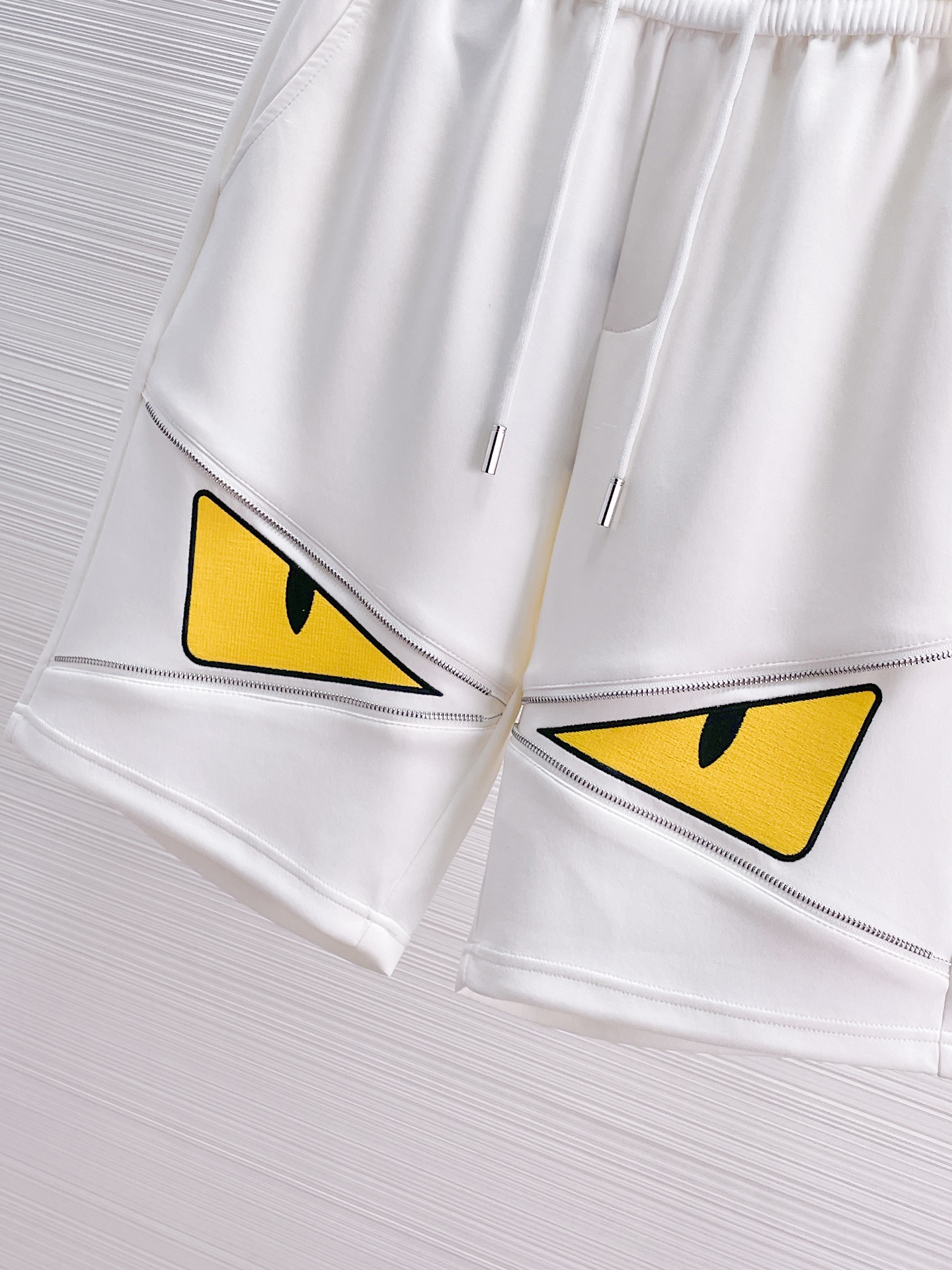 Fendi  休闲短裤服装 6