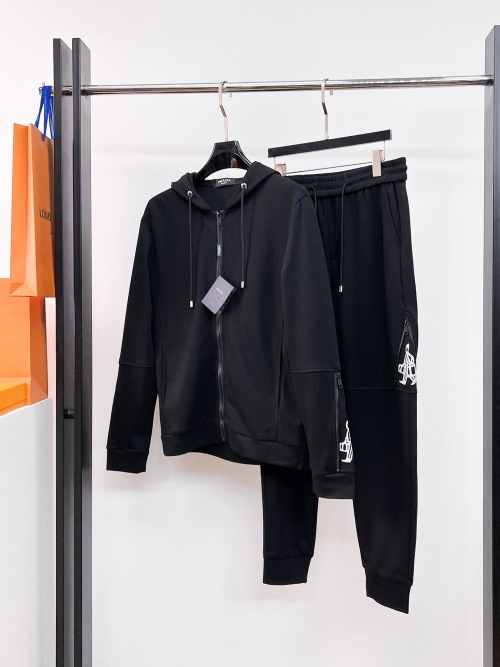 Prada 2025 Fall/Winter Zip-Up Hoodie and Pants Set - Original Quality 1 Prada 2025 Fall/Winter Zip-Up Hoodie and Pants Set - Original Quality