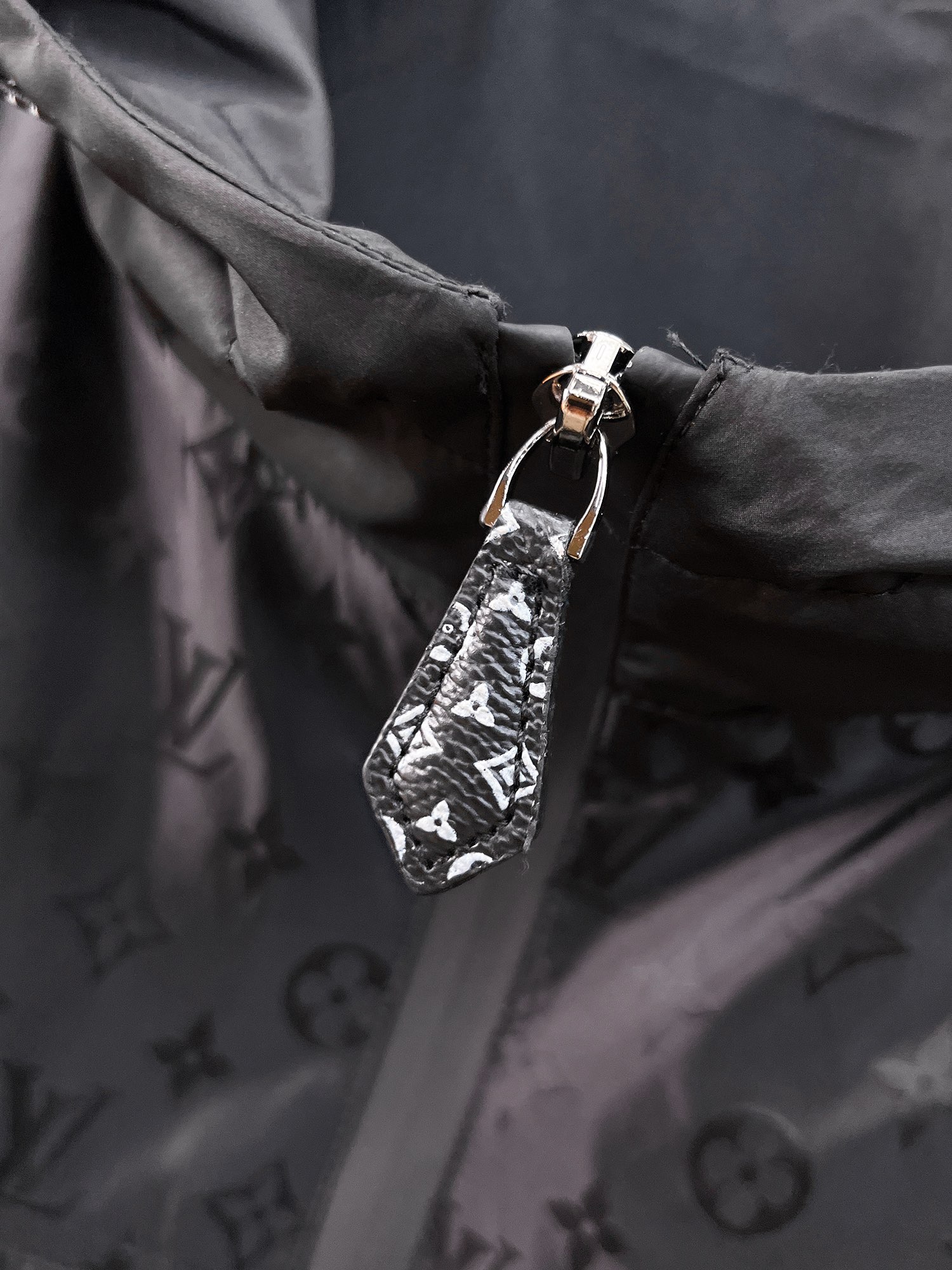   LV  顶级版本！🆕2025早春新款夹克外套 原版11订制五金配件全进口原版定制 欢迎专柜对比 超柔