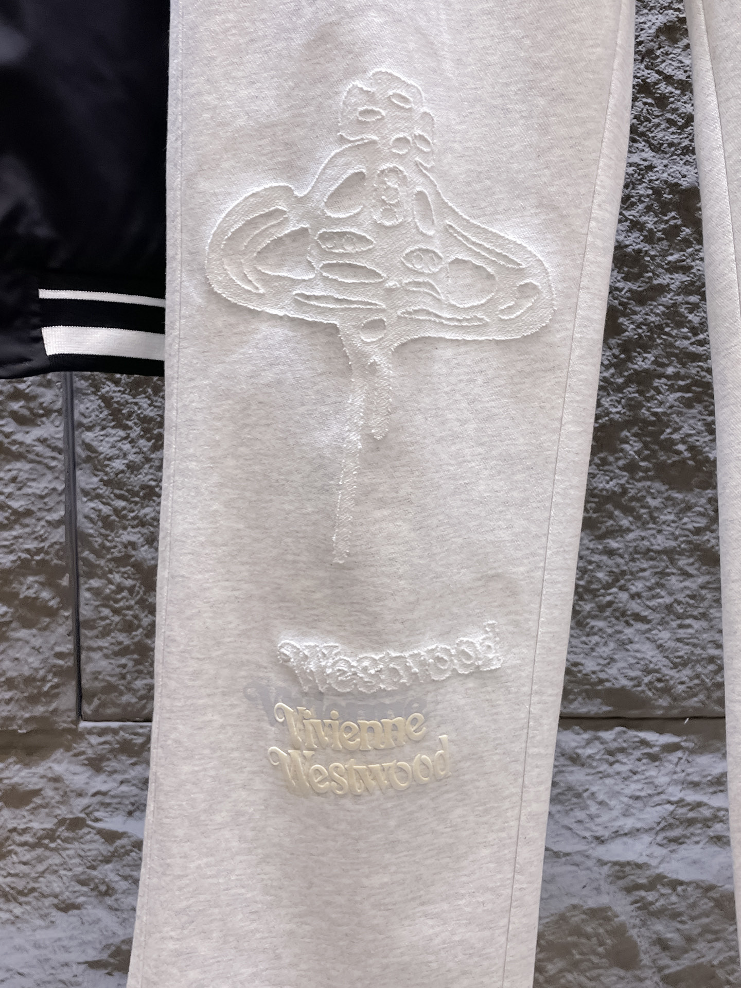   西太后  顶级货品🐮 🆕2025早春新款休闲裤！官网同步发售。品牌经典LOGO休闲裤 ，定制面料，舒