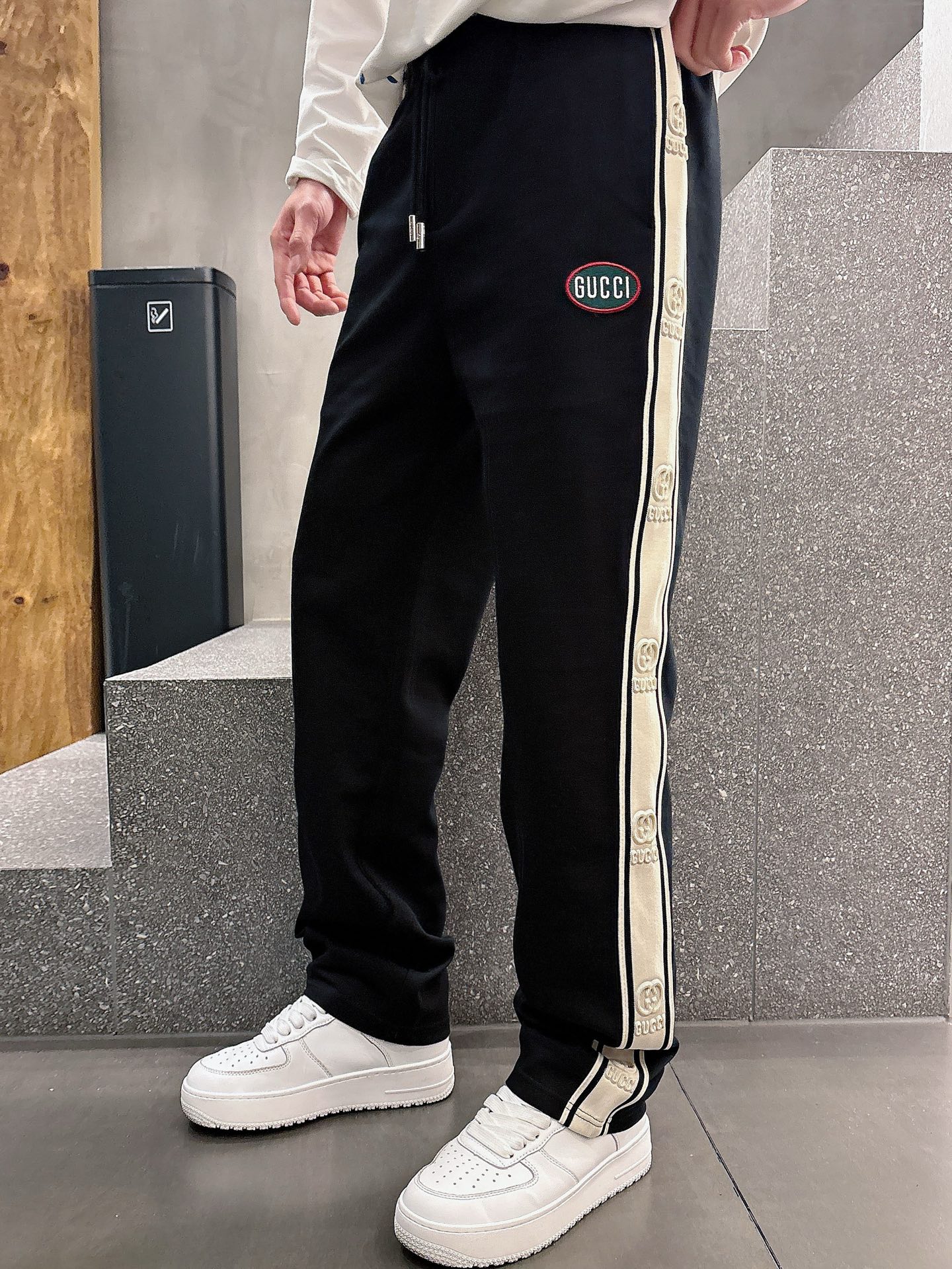 aa.jpg