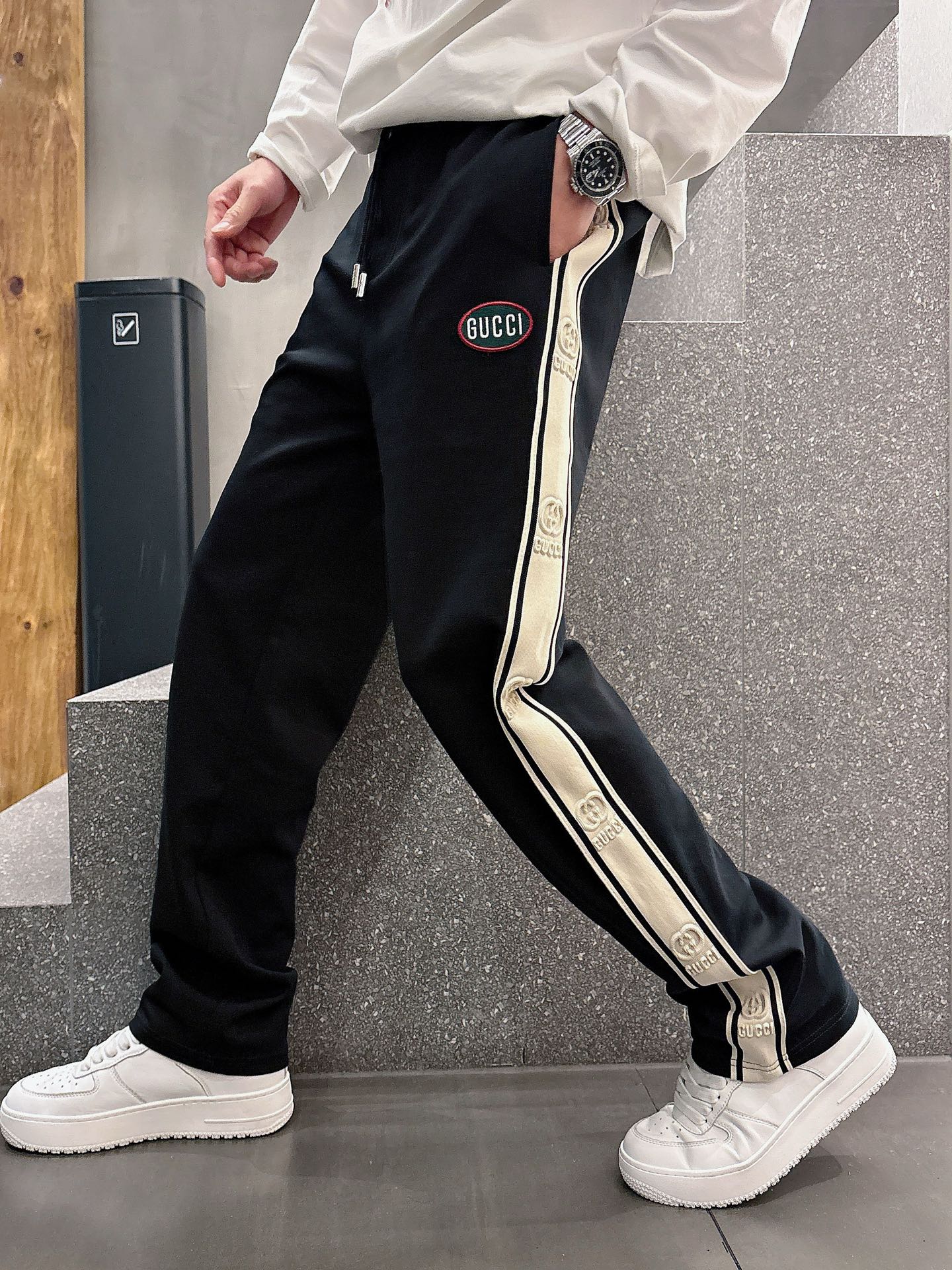 aa.jpg