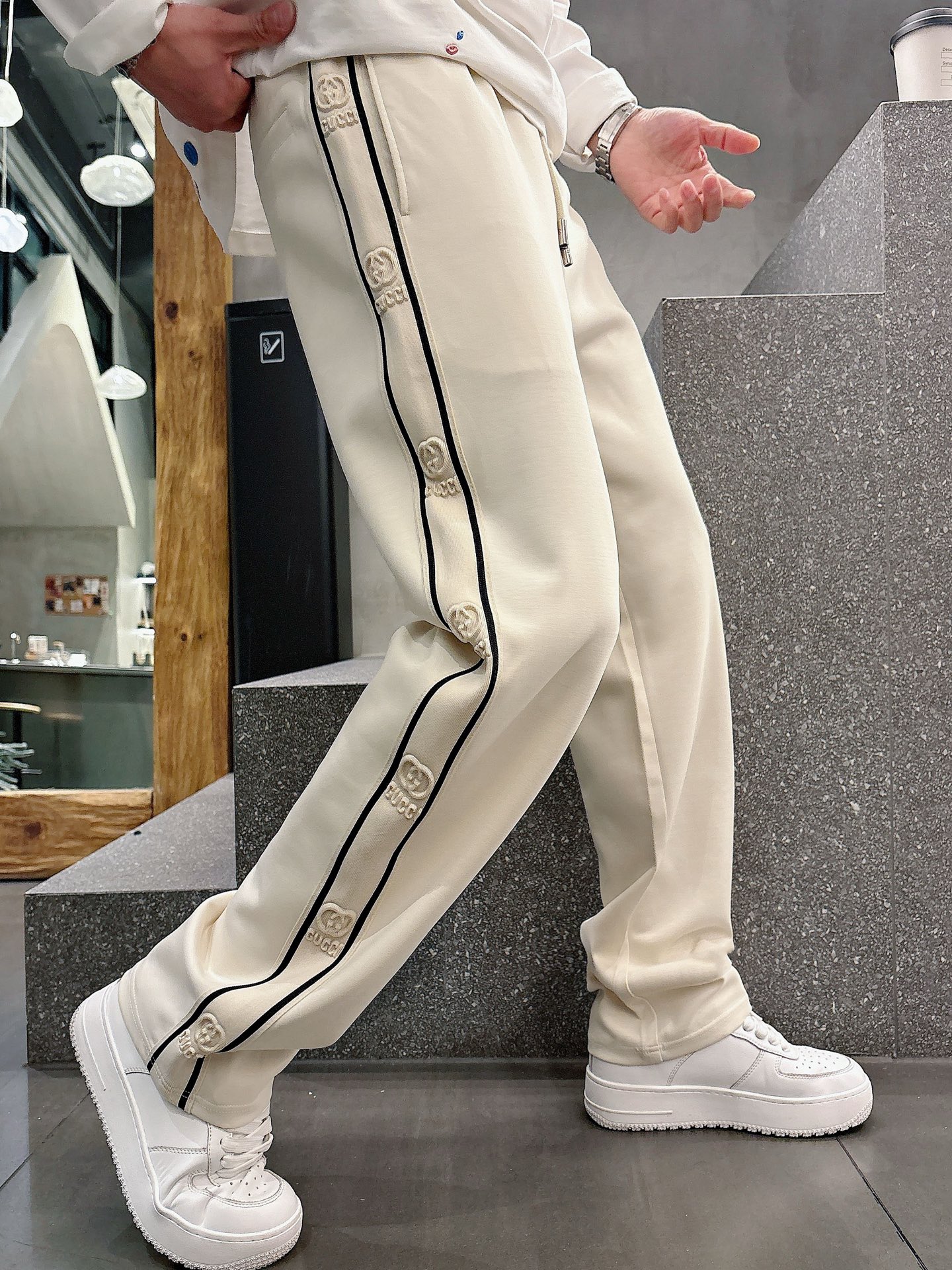 aa.jpg