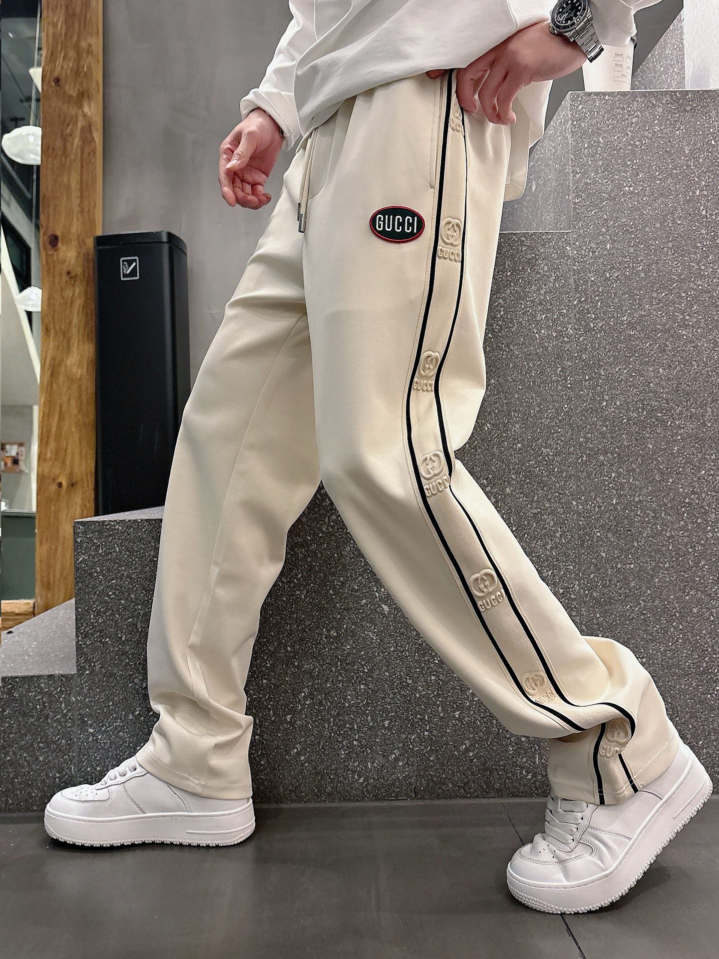 aa.jpg