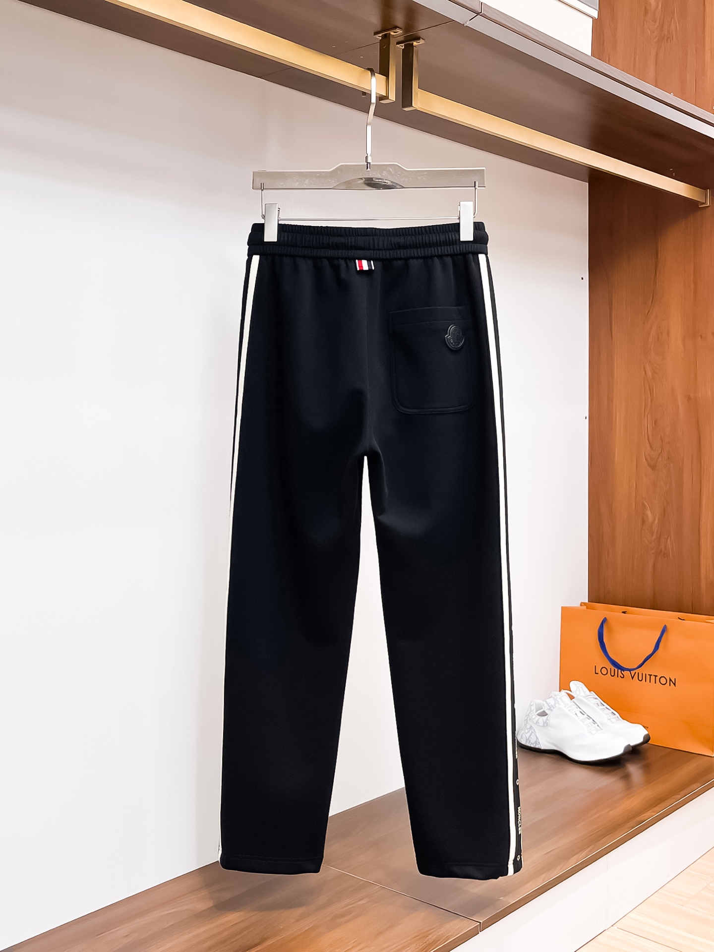 蒙口 顶级货品🐮 🆕2026春夏新款休闲裤！官网同步发售。品牌经典LOGO休闲裤 ，定制面料，舒适度极好