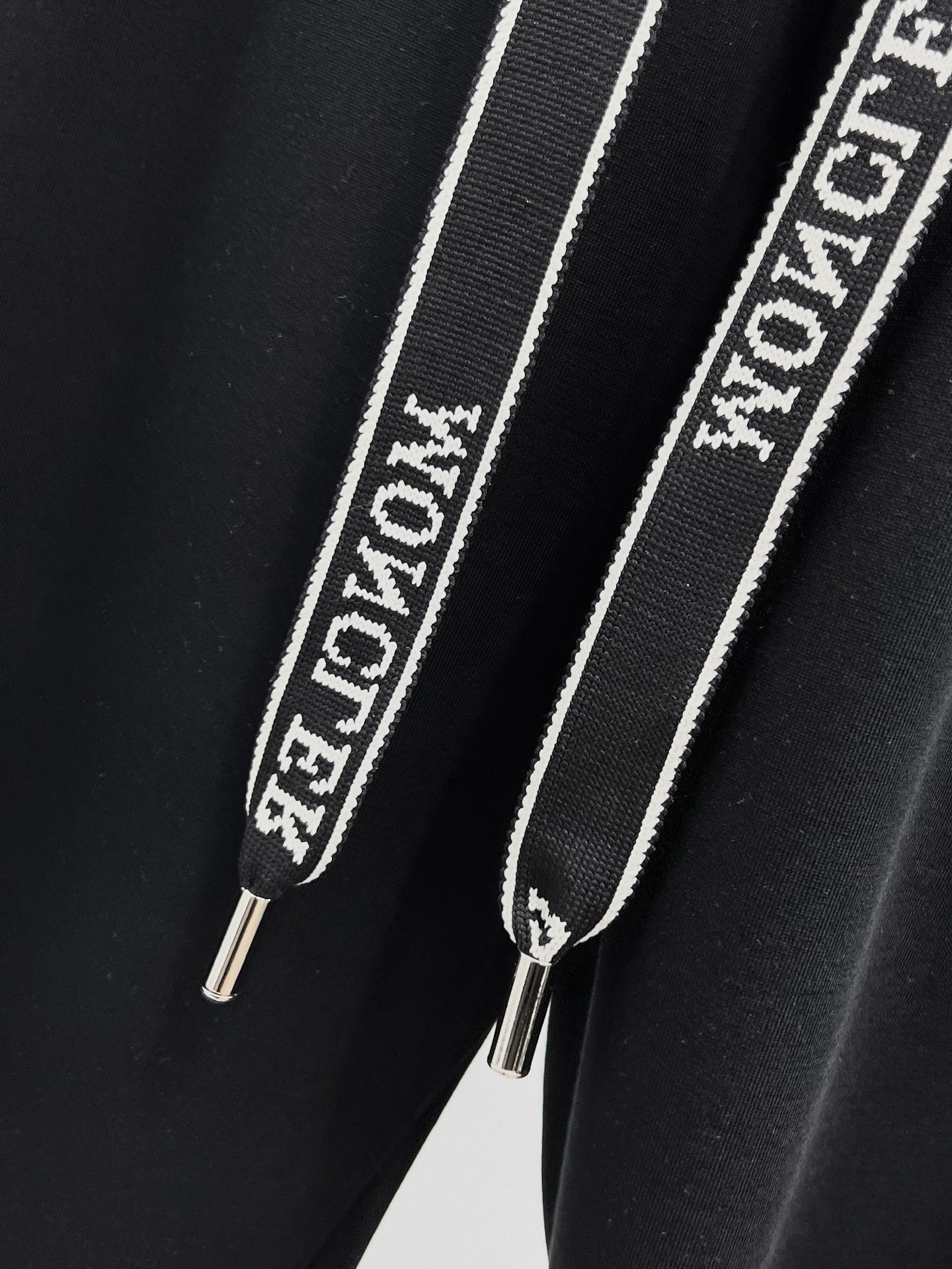 “New Summer Pants: Classic Logo Leisure Pants with Custom Fabrics for Great Comfort” - 图片 6