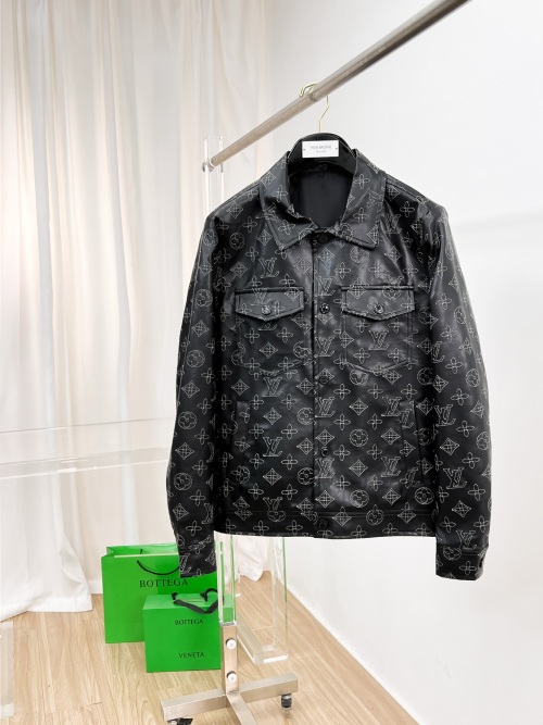 Louis Vuitton 2025 Fall/Winter Black Leather Jacket with Monogram Pattern 1 Louis Vuitton 2025 Fall/Winter Black Leather Jacket with Monogram Pattern