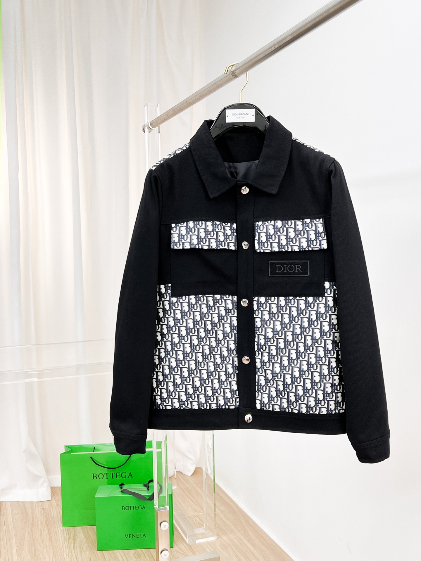 Dior Denim Jacket with Embroidered Logo - Stylish Outerwear for Men