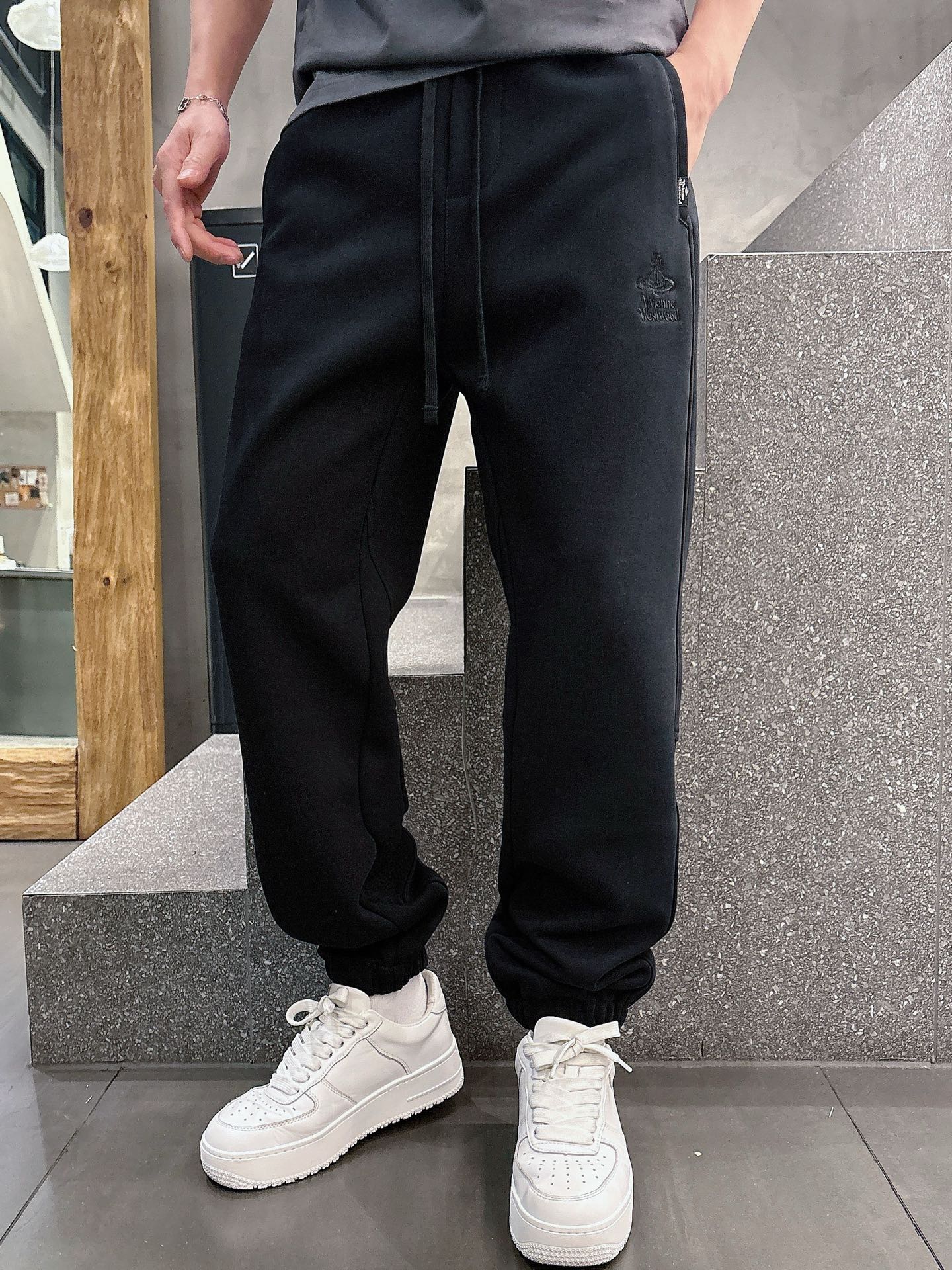 Vivienne Westwood Classic Logo Lounge Pants - Comfortable & Stylish 6 i1740649979838 7331 0 12