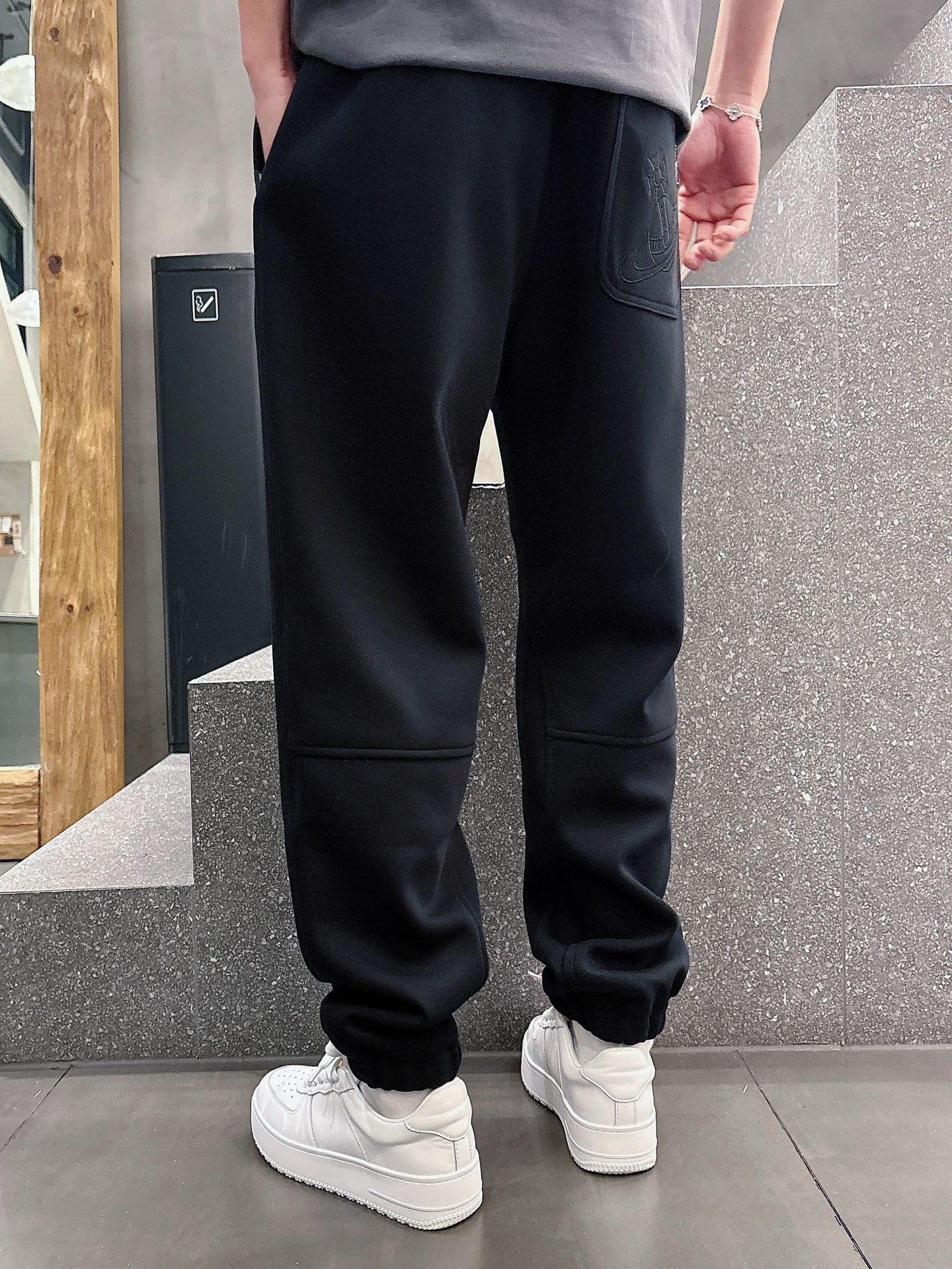Vivienne Westwood Classic Logo Lounge Pants - Comfortable & Stylish 8 i1740649979850 8656 0 7