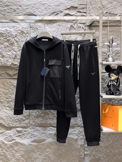 Prada 2025 Fall/Winter Zip-Up Hoodie and Sweatpants Set - Black 1 Prada 2025 Fall/Winter Zip-Up Hoodie and Sweatpants Set - Black