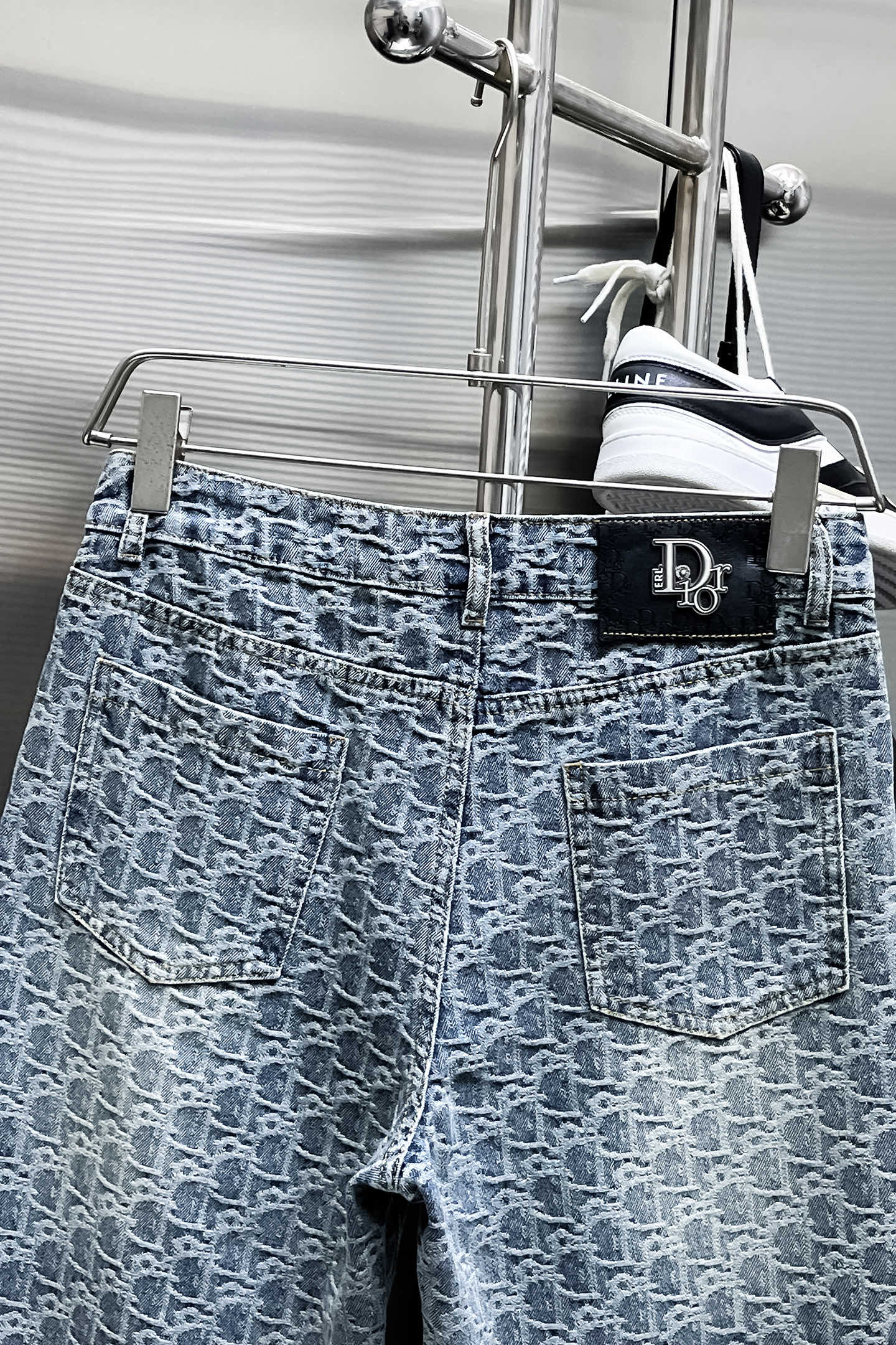 2025 New Original Jeans with Classic Logo Design and Customizable Cowboys. - 图片 9