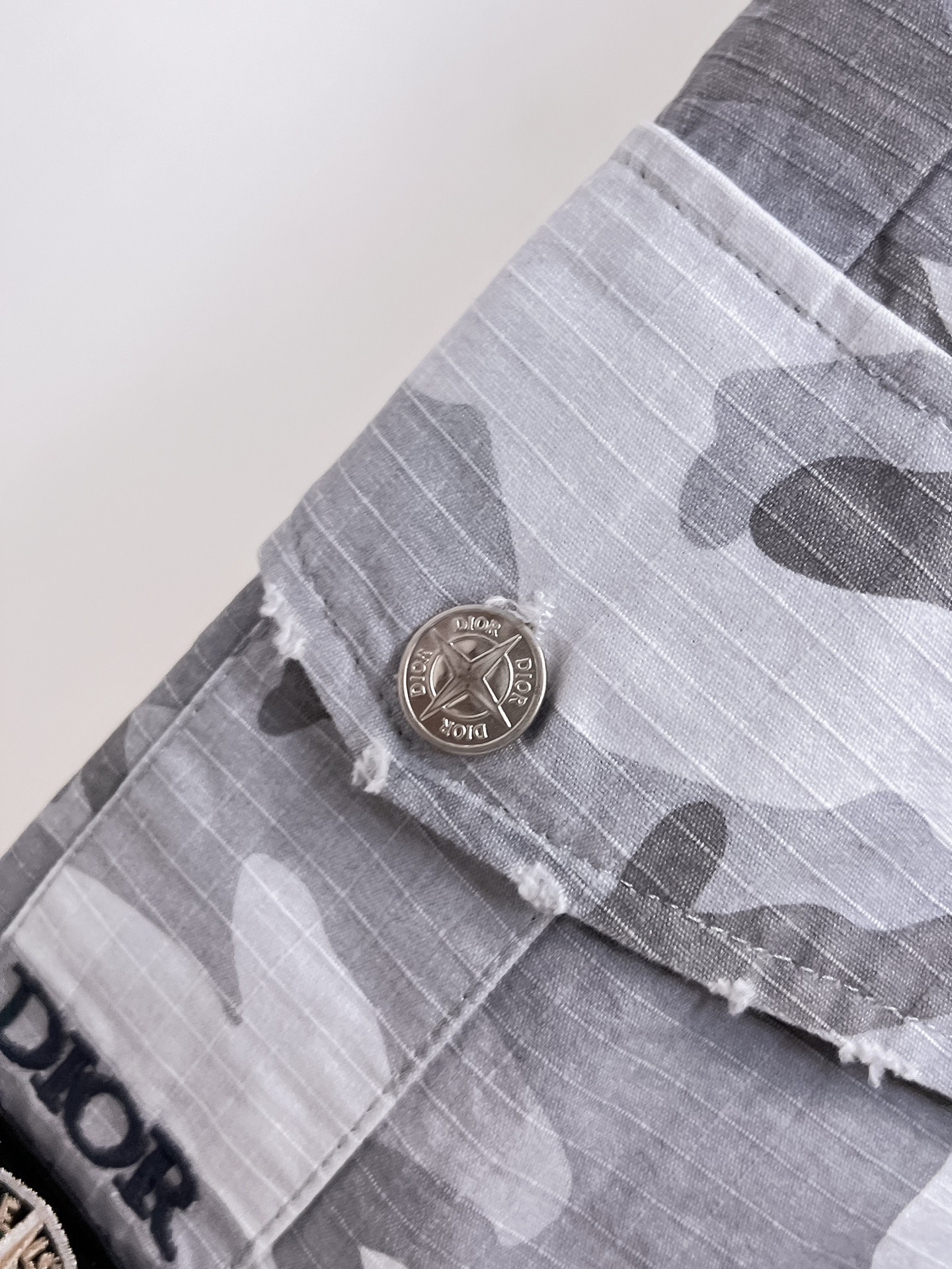 Dior  休闲短裤服装 8