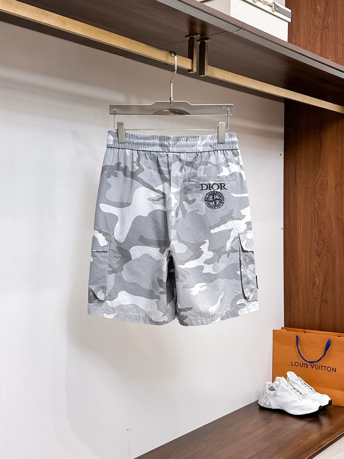 Dior  休闲短裤服装 3