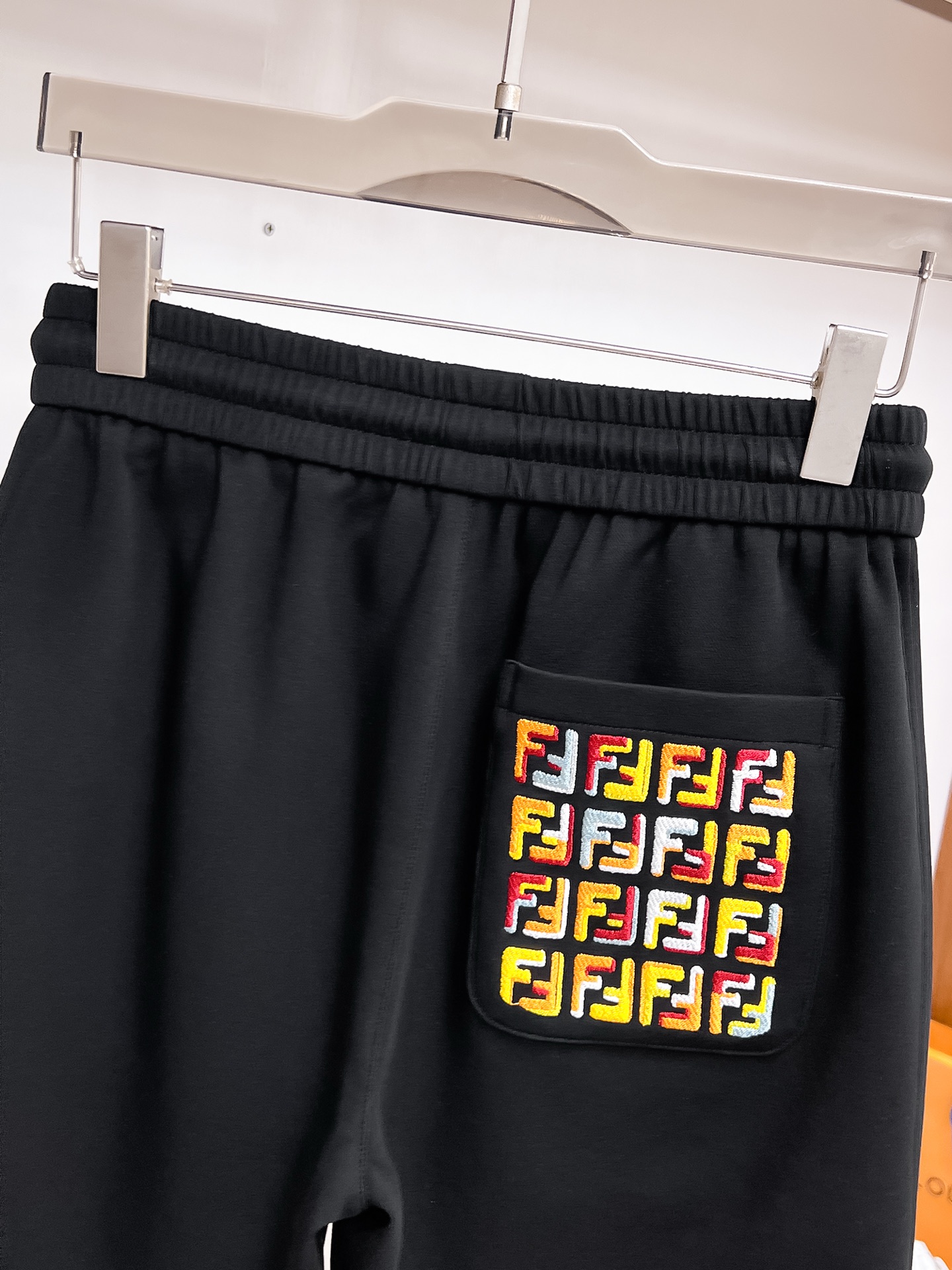 Fendi  休闲短裤服装 9