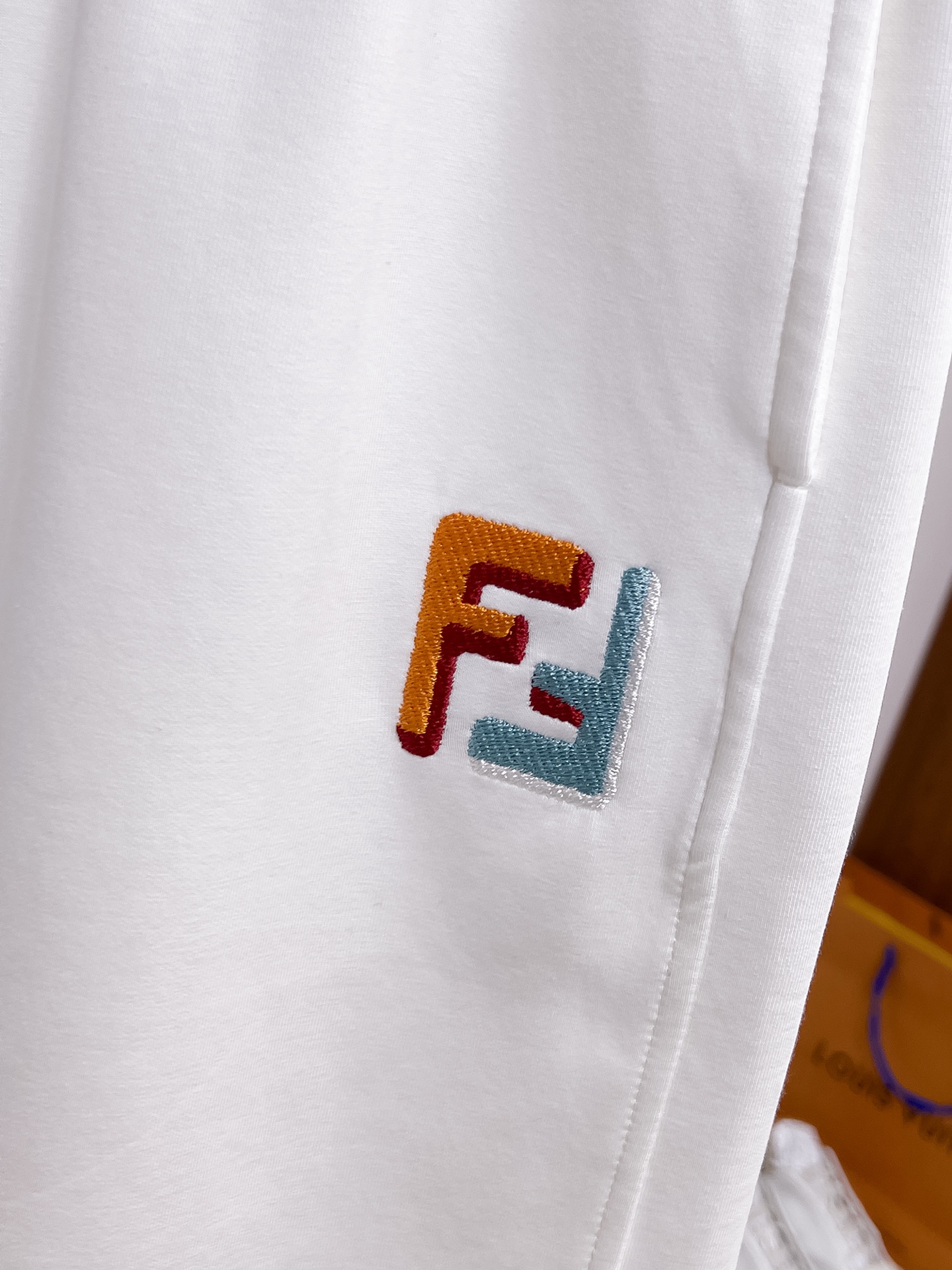 Fendi  休闲短裤服装 6