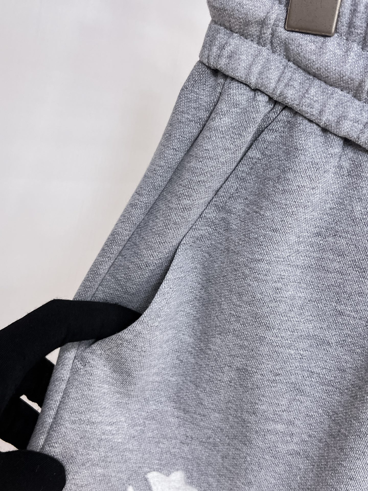 Kroon  休闲短裤服装 4