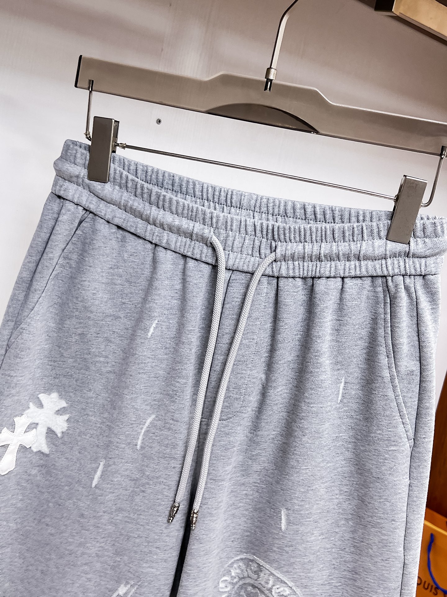 Kroon  休闲短裤服装 3