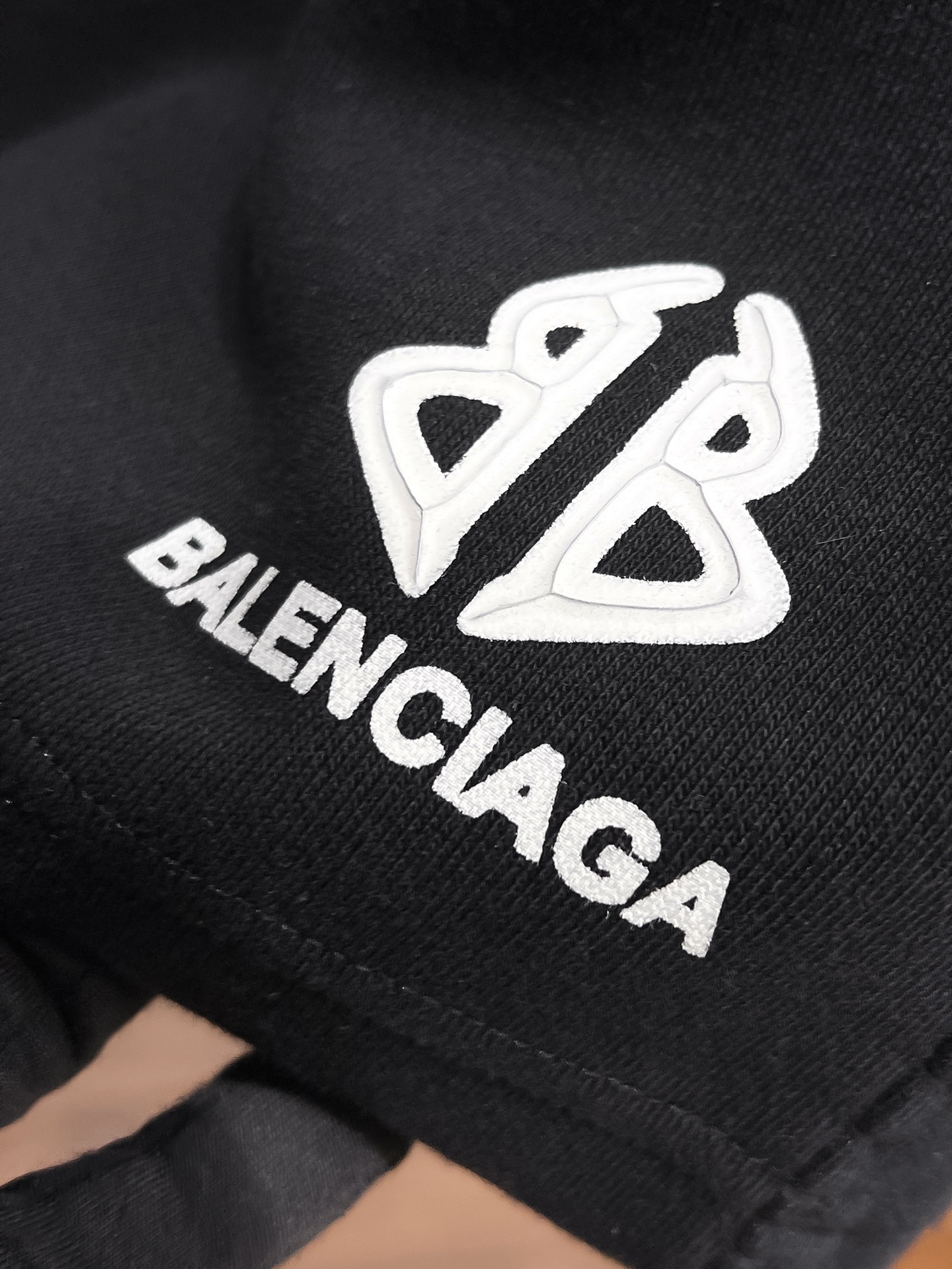 Balenciaga  休闲短裤服装 8