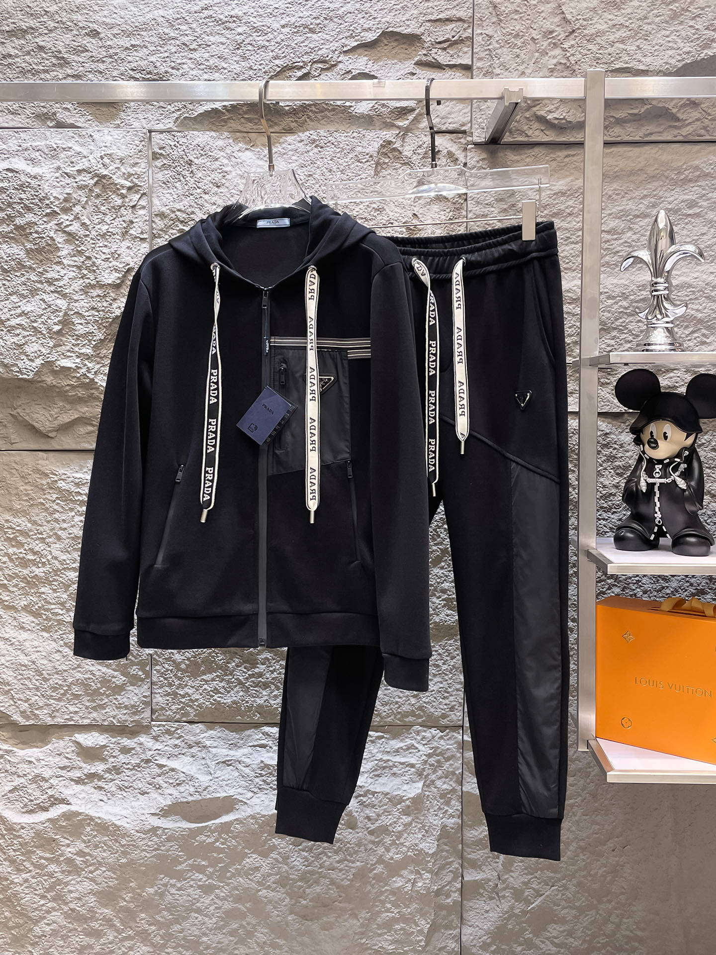 Prada 2025 Fall/Winter Zip-Up Hoodie and Sweatpants Set - Ultimate Comfort