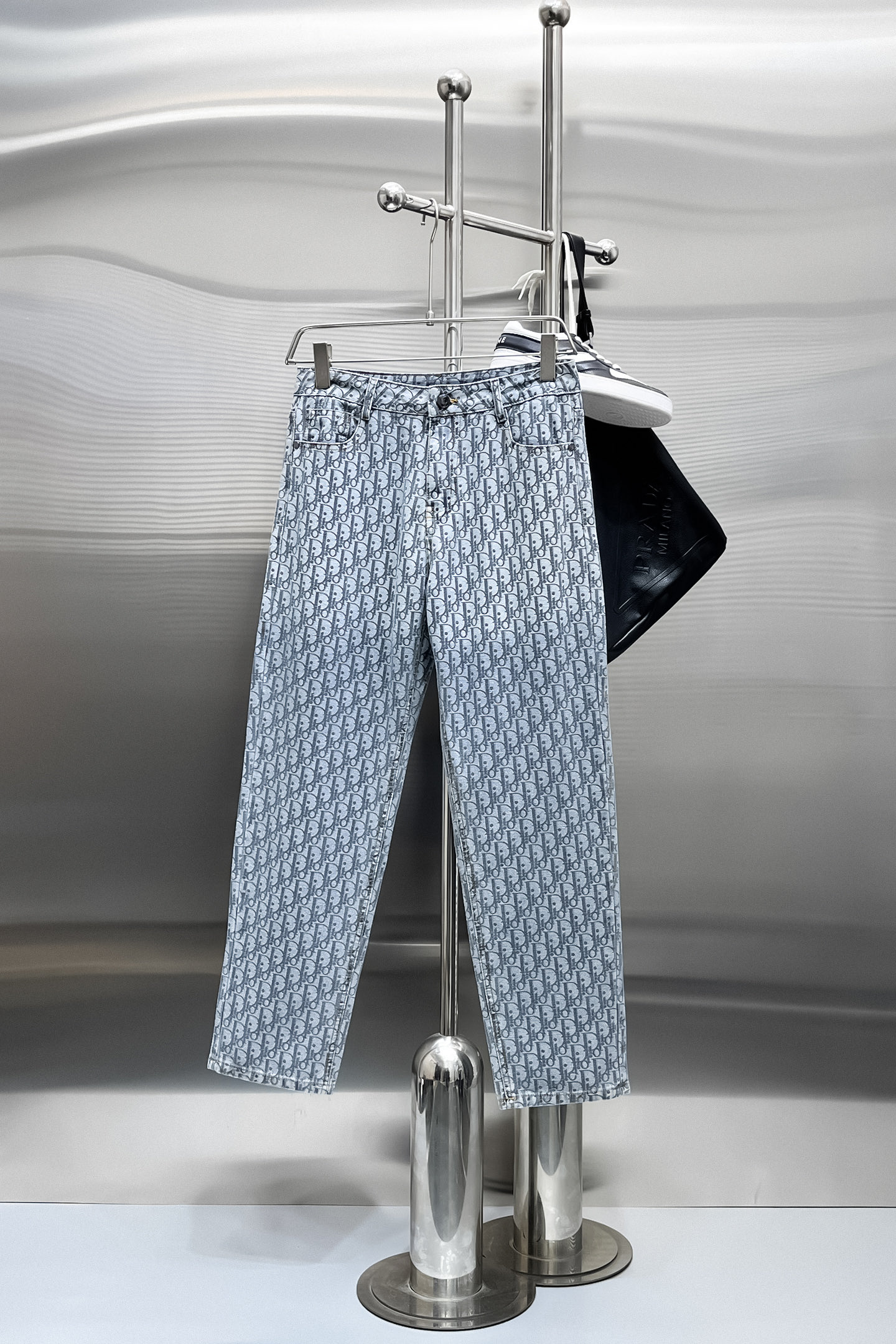 “P600 DI 2025 New Original Jeans with Classic Logo Design and Customized Cowboys” - 图片 1