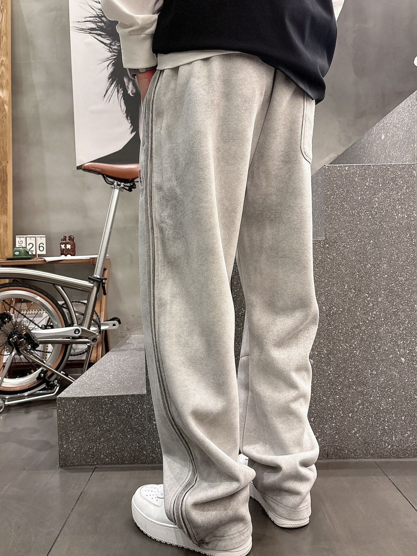 Classic Logo Casual Pants - Comfortable Custom Fabric, Perfect for Autumn/Winter 12 i1756798785265 4880 0 0