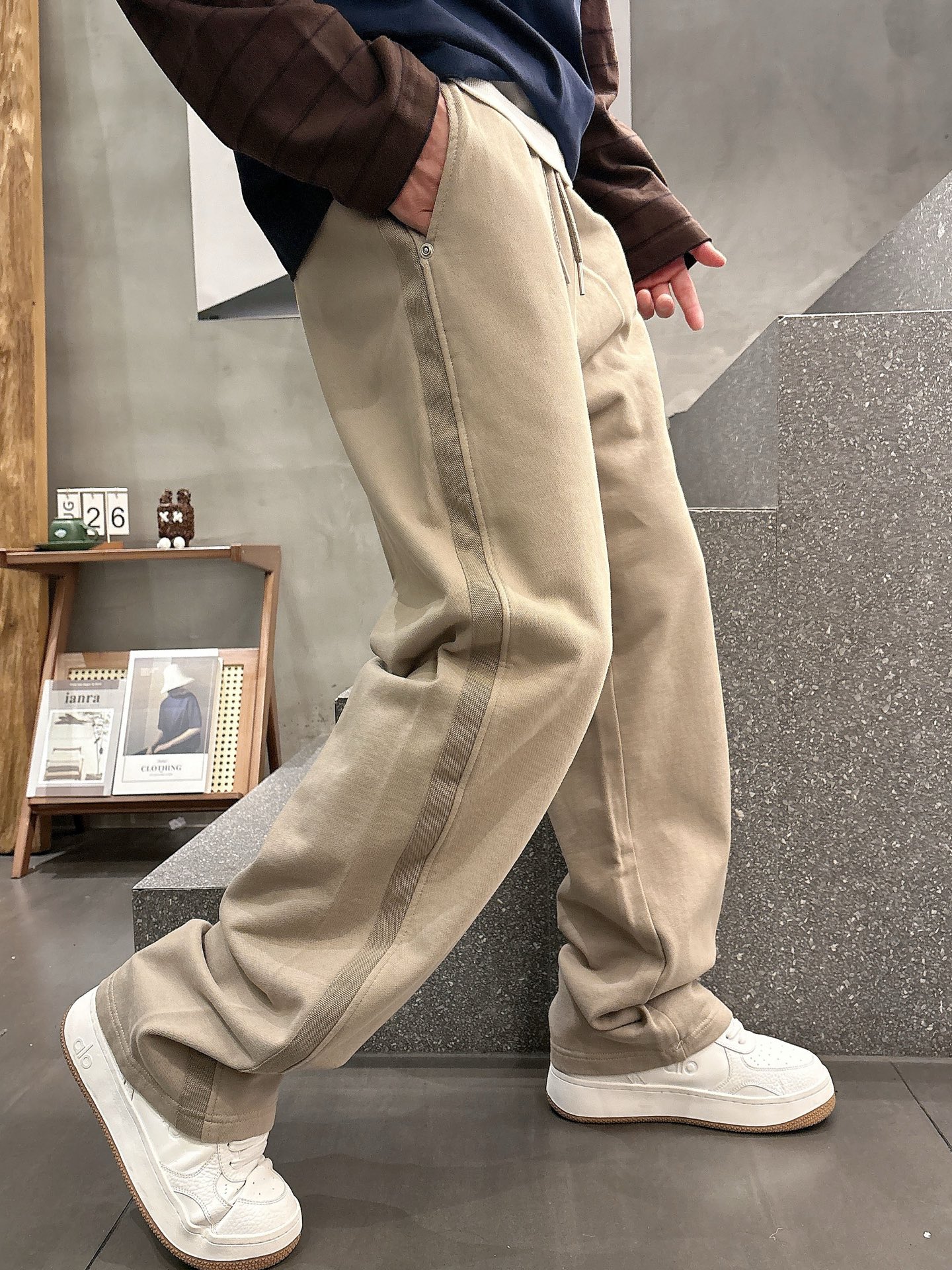Dior Classic Logo Casual Pants: Comfortable & Stylish Autumn/Winter Collection 4 i1756800251194 8510 0 6