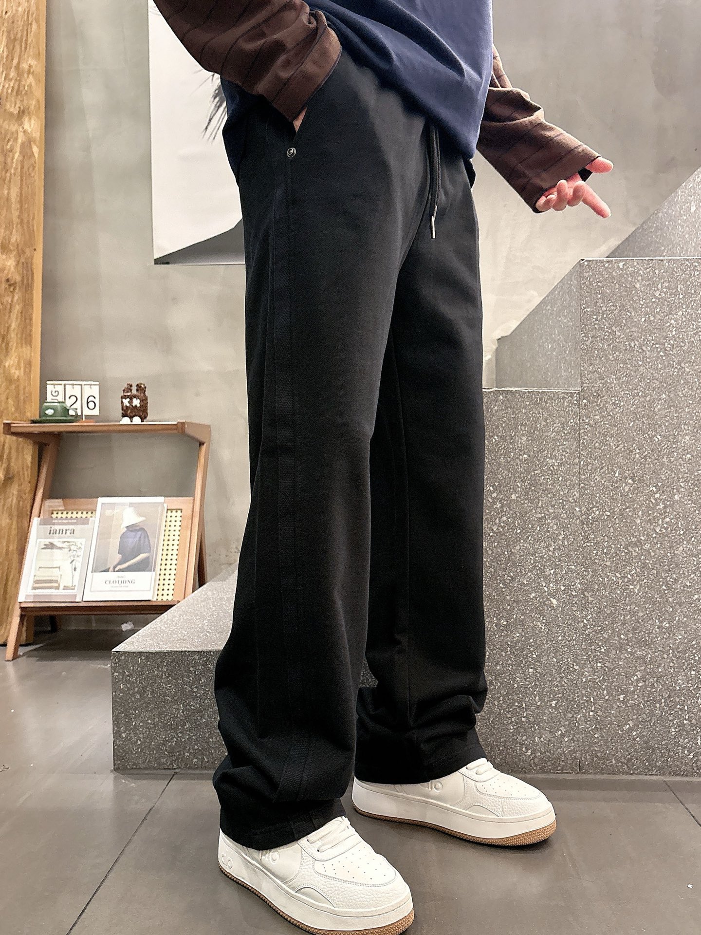 Dior Classic Logo Lounge Pants - Ultimate Comfort & Style 8 i1756800313794 8158 0 11