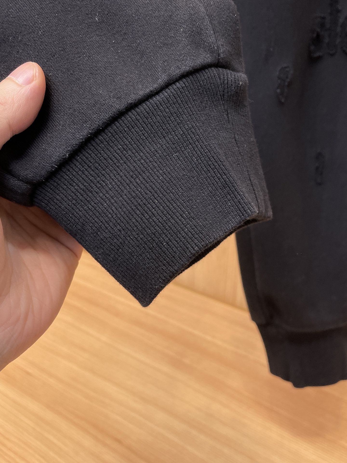 alo 顶级货品🐮 🆕2025秋冬新款休闲裤！官网同步发售。品牌经典LOGO休闲裤 ，定制面料，舒适度极