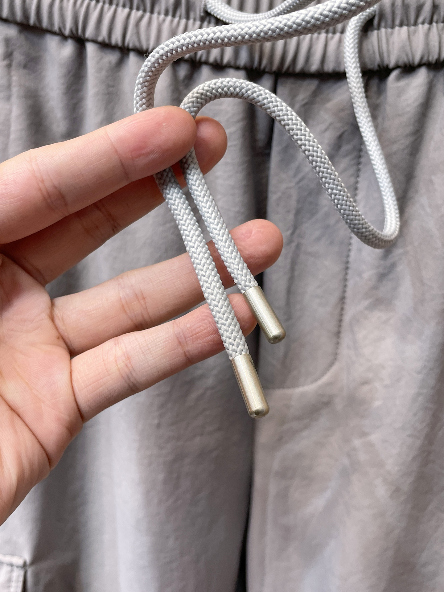 MIU 顶级货品🐮 🆕2025秋冬新款休闲裤！官网同步发售。品牌经典LOGO休闲裤 ，定制面料，舒适度极